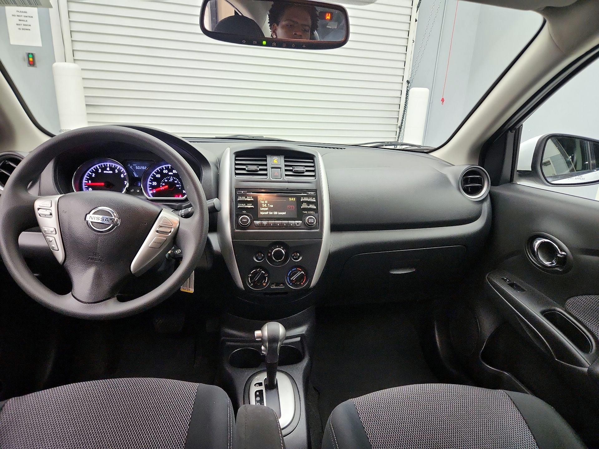 Thumbnail: 2016 Nissan Versa - 9