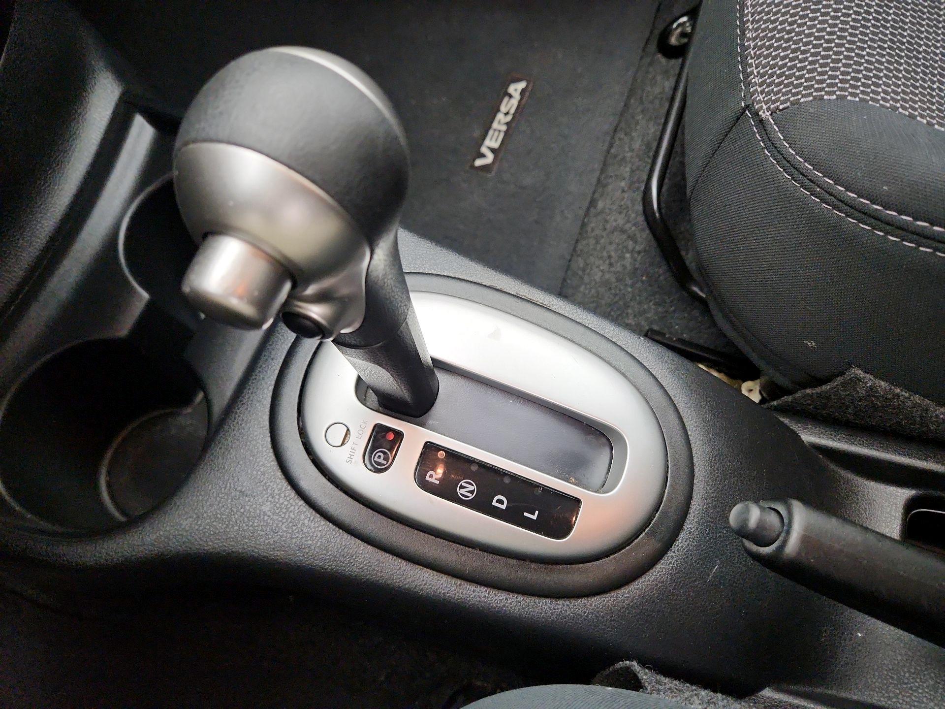 Thumbnail: 2016 Nissan Versa - 16