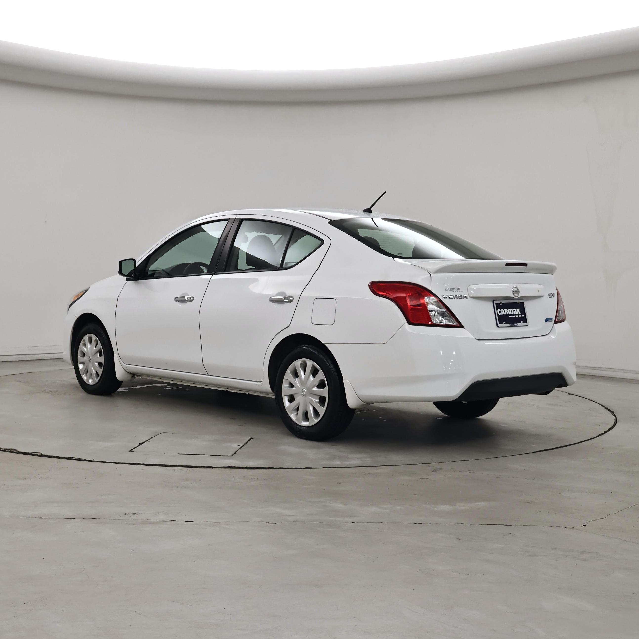 Thumbnail: 2016 Nissan Versa - 2