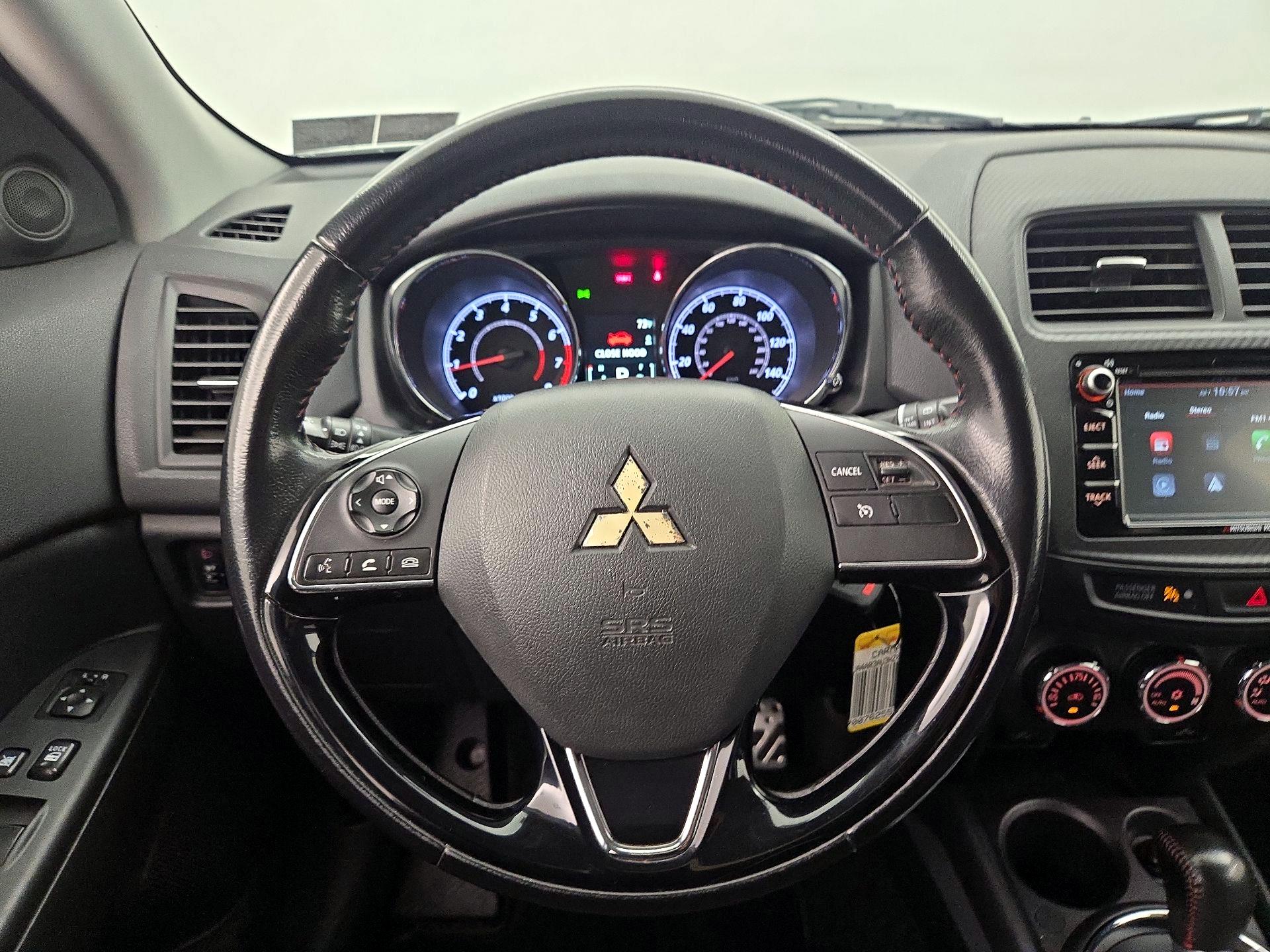 Thumbnail: 2017 Mitsubishi Outlander Sport - 10