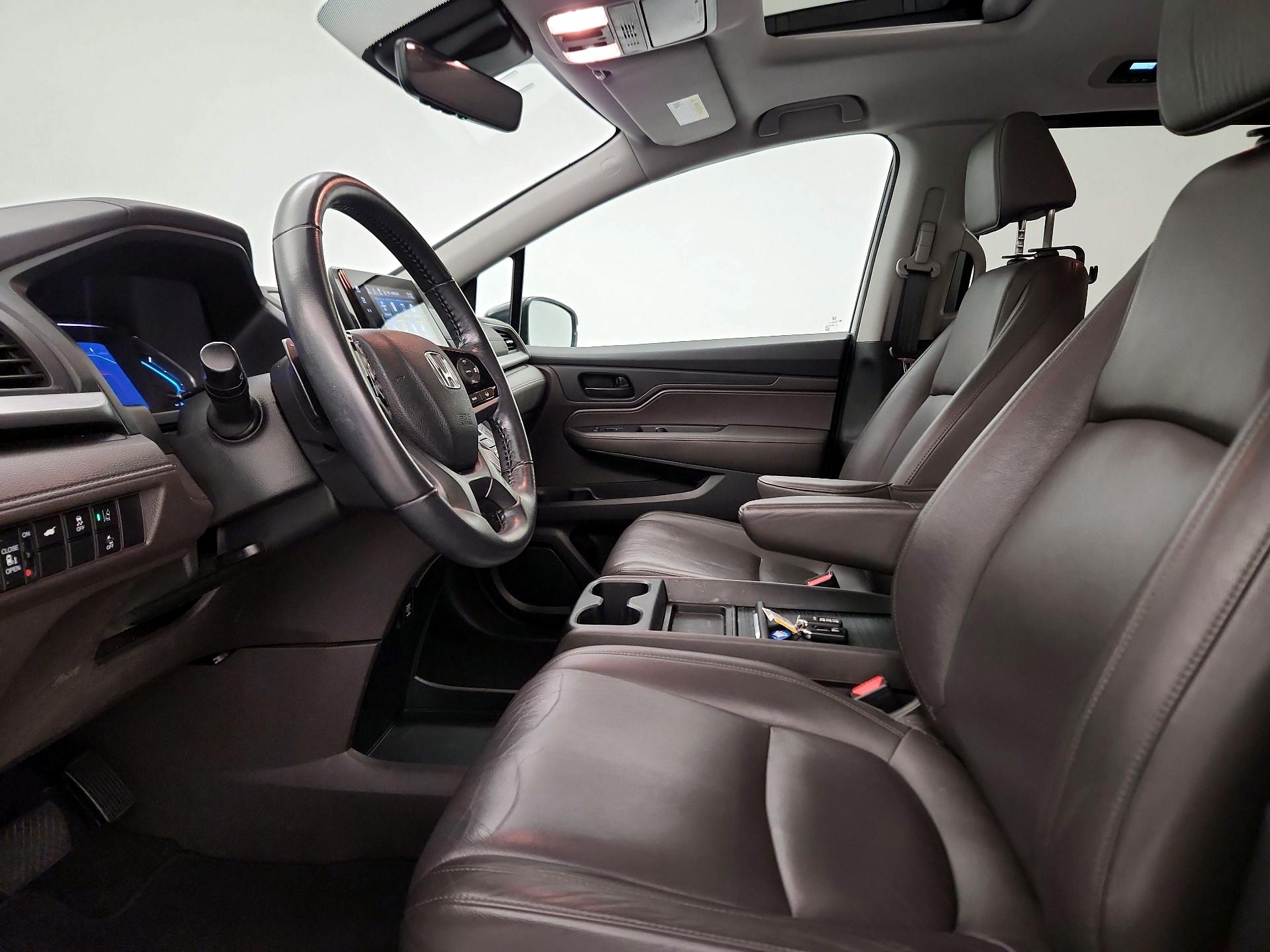 Thumbnail: 2019 Honda Odyssey - 11