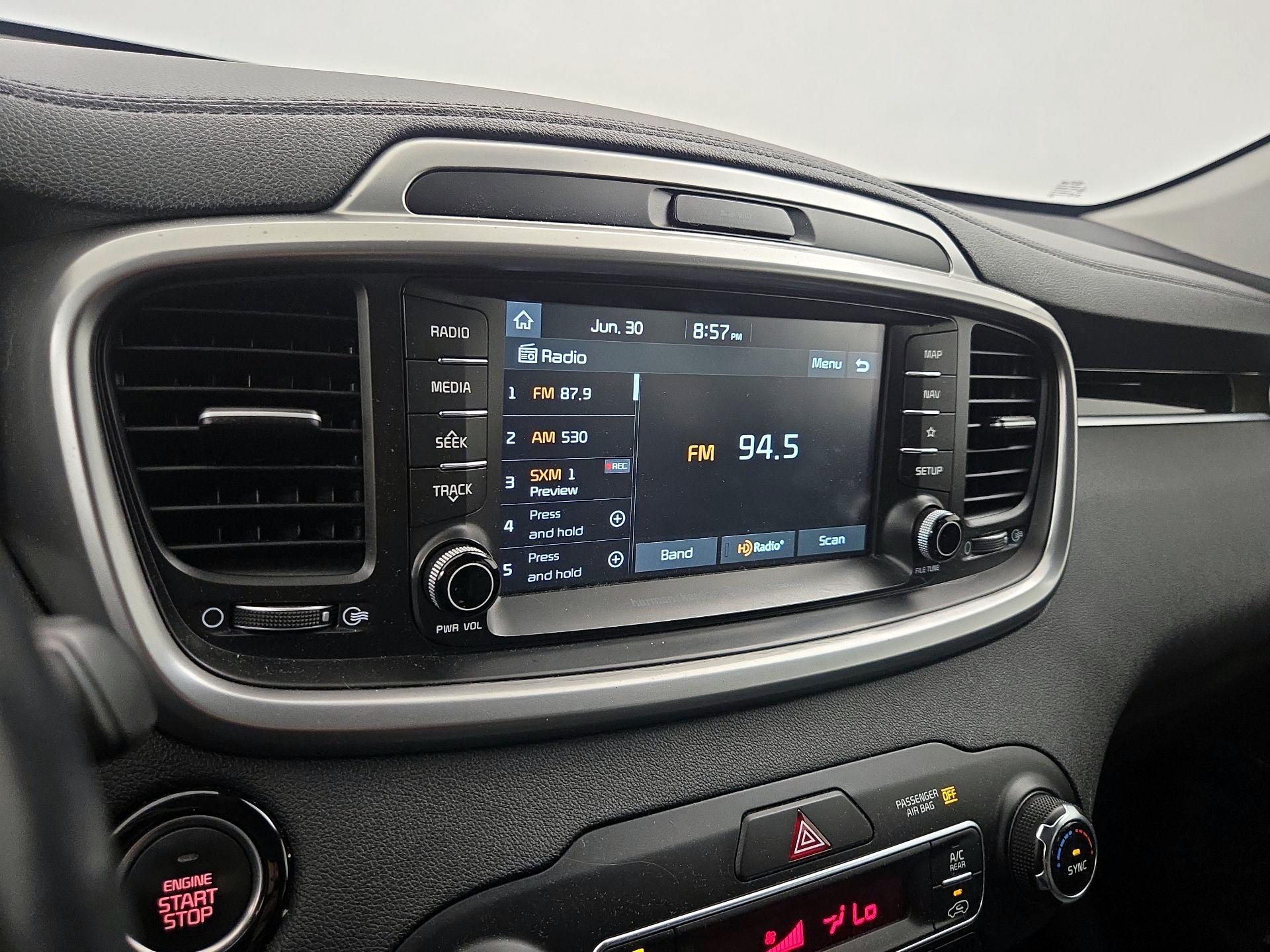 Thumbnail: 2019 Kia Sorento - 15