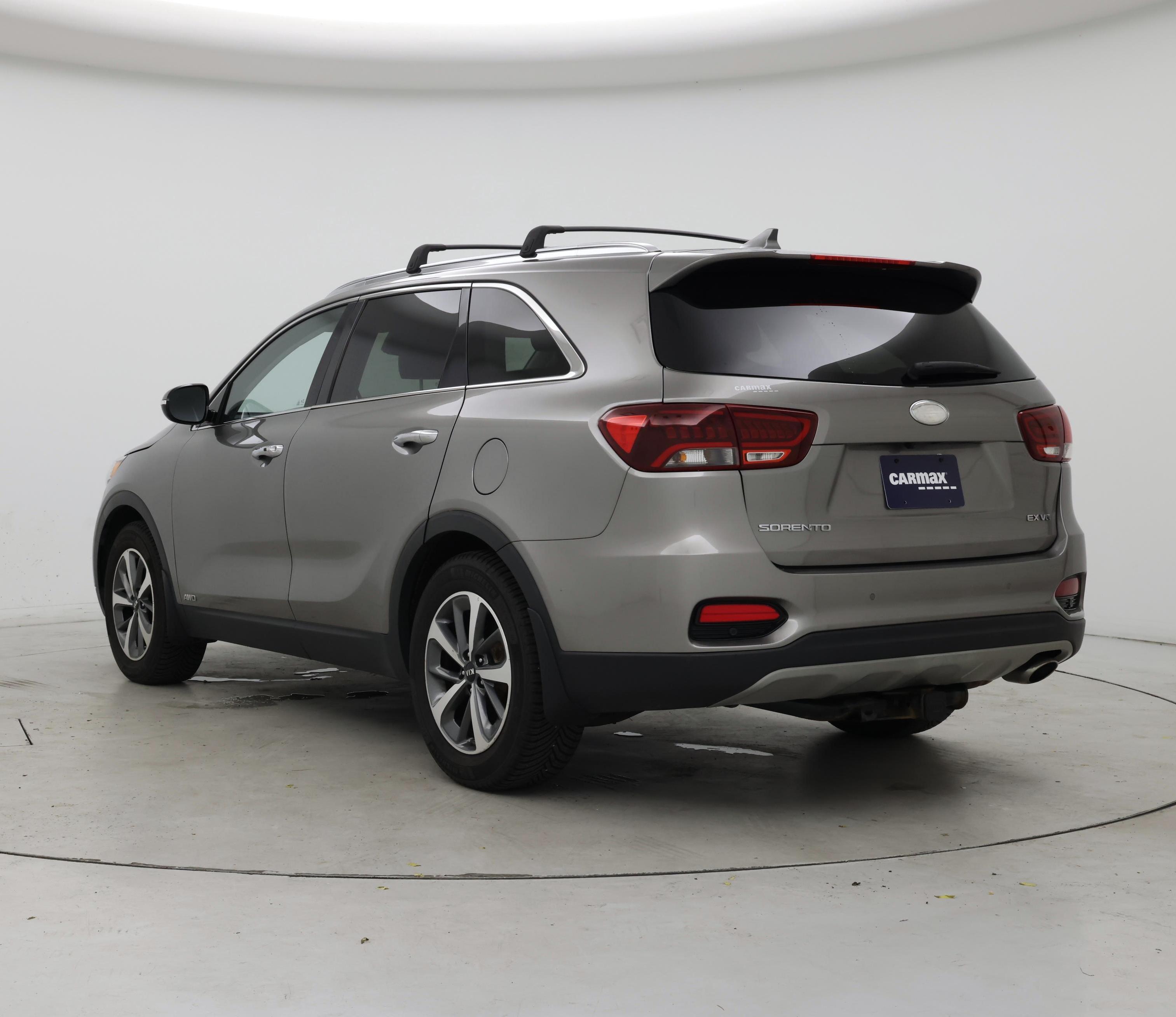 Thumbnail: 2019 Kia Sorento - 2