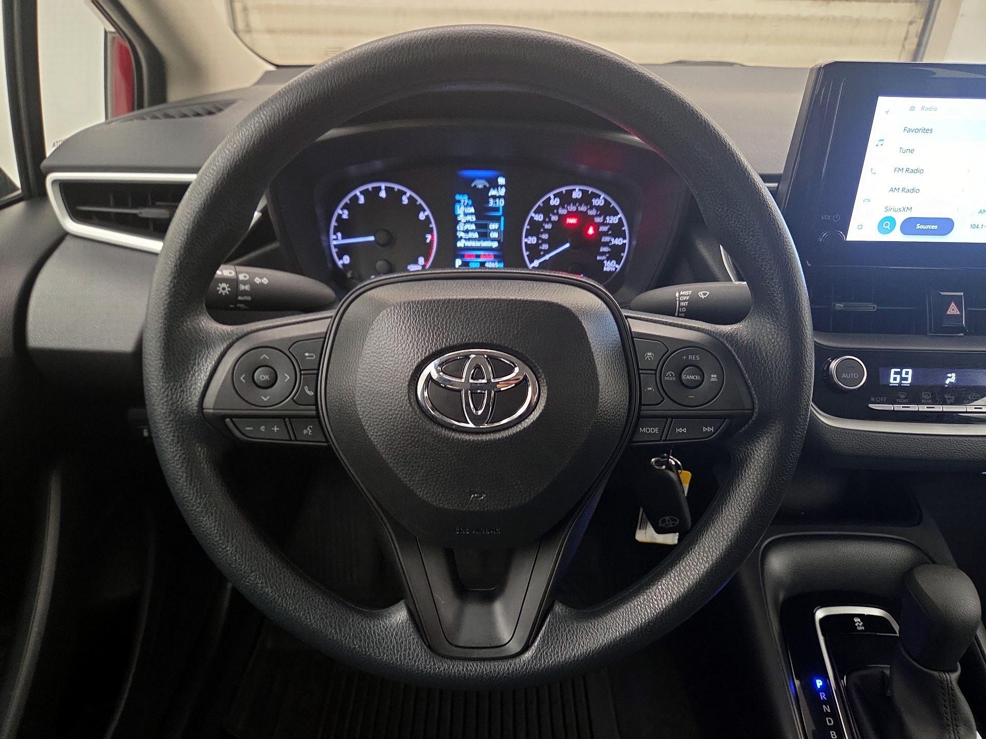 Thumbnail: 2025 Toyota Corolla - 10