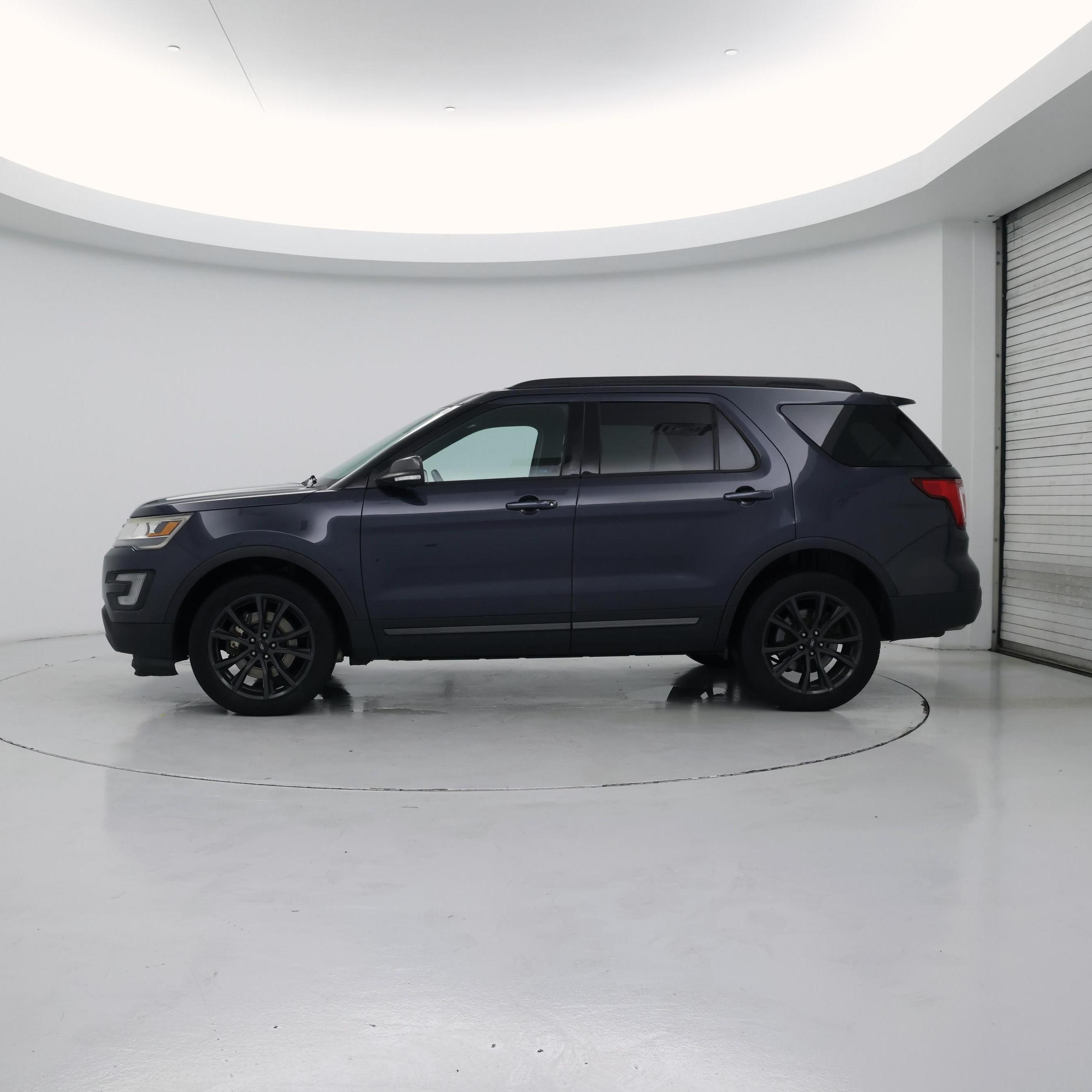 Thumbnail: 2017 Ford Explorer - 3