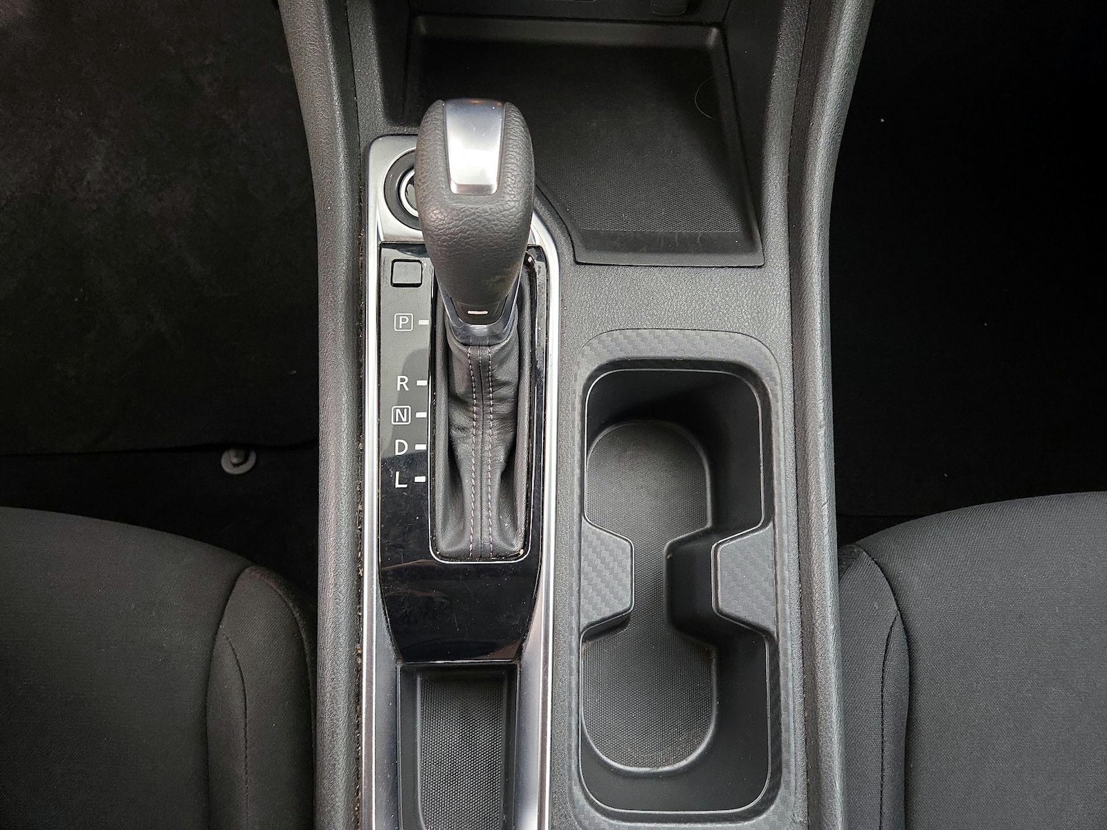 2020 Nissan Sentra S - Photo 18