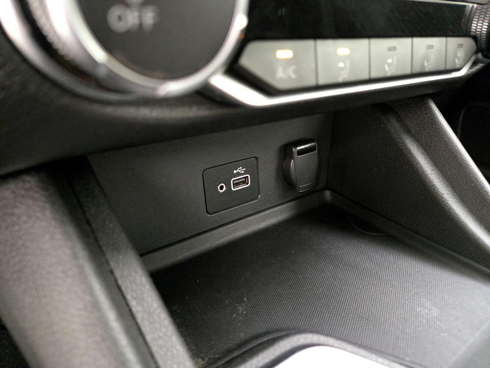 2020 Nissan Sentra S - Photo 19