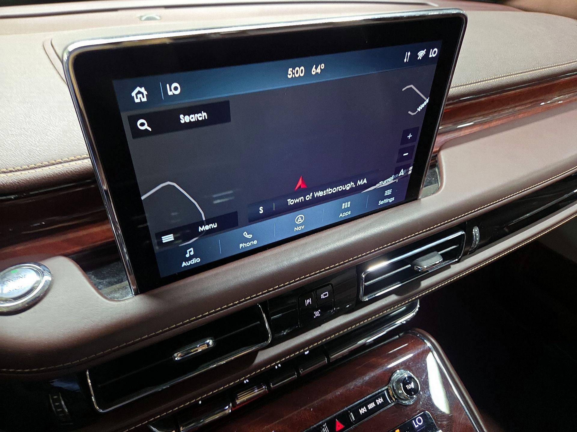 Thumbnail: 2020 Lincoln Aviator - 14
