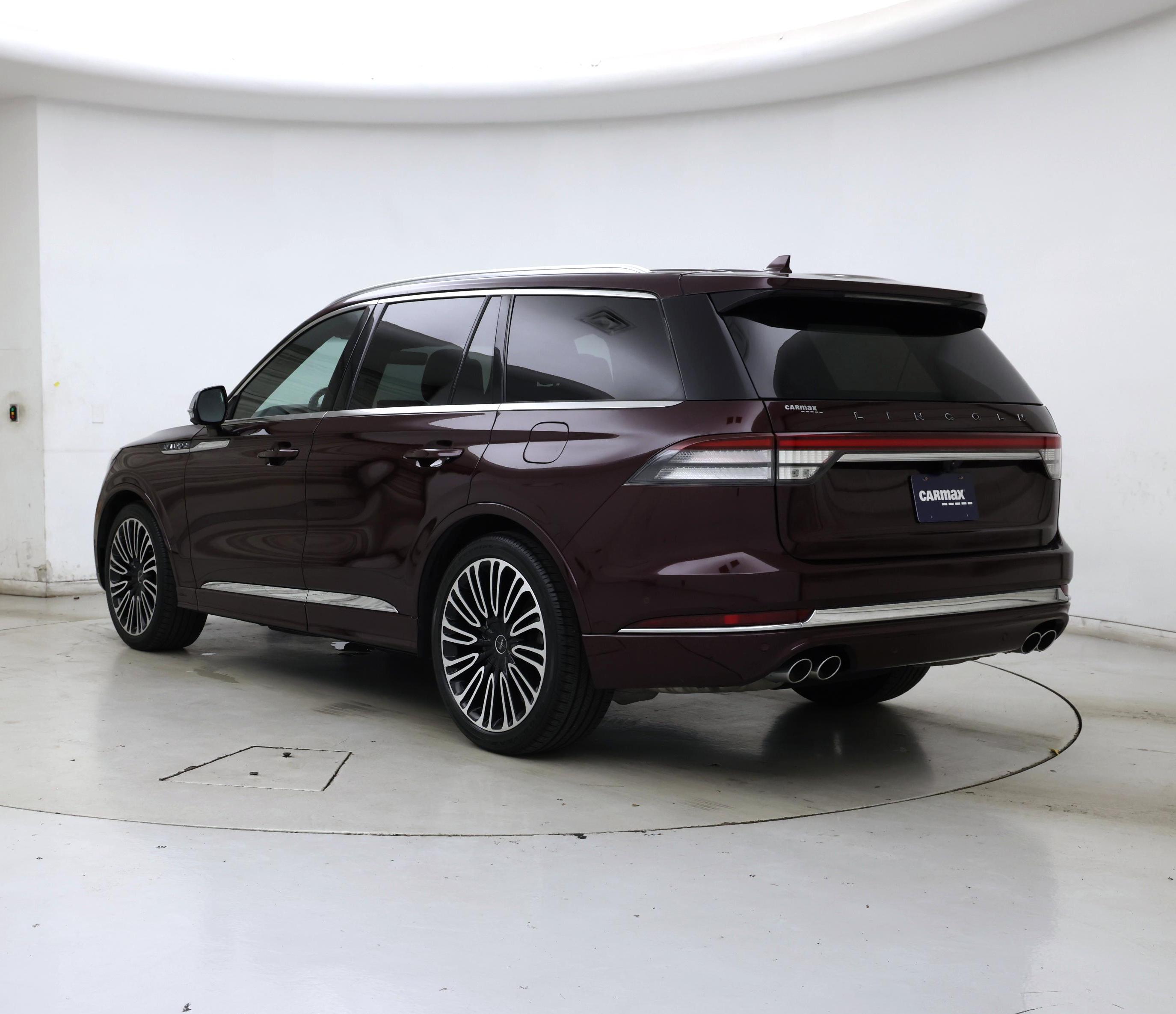 Thumbnail: 2020 Lincoln Aviator - 2