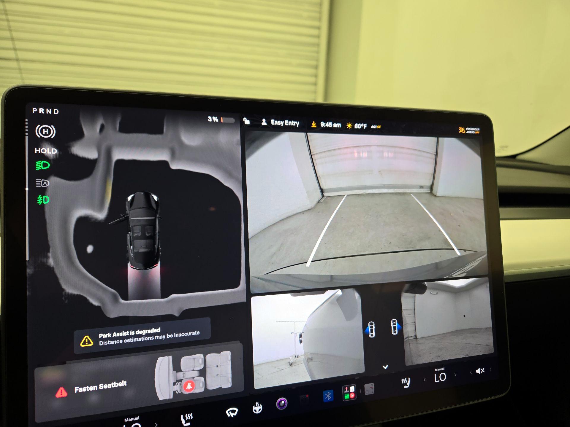 Thumbnail: 2022 Tesla Model 3 - 14