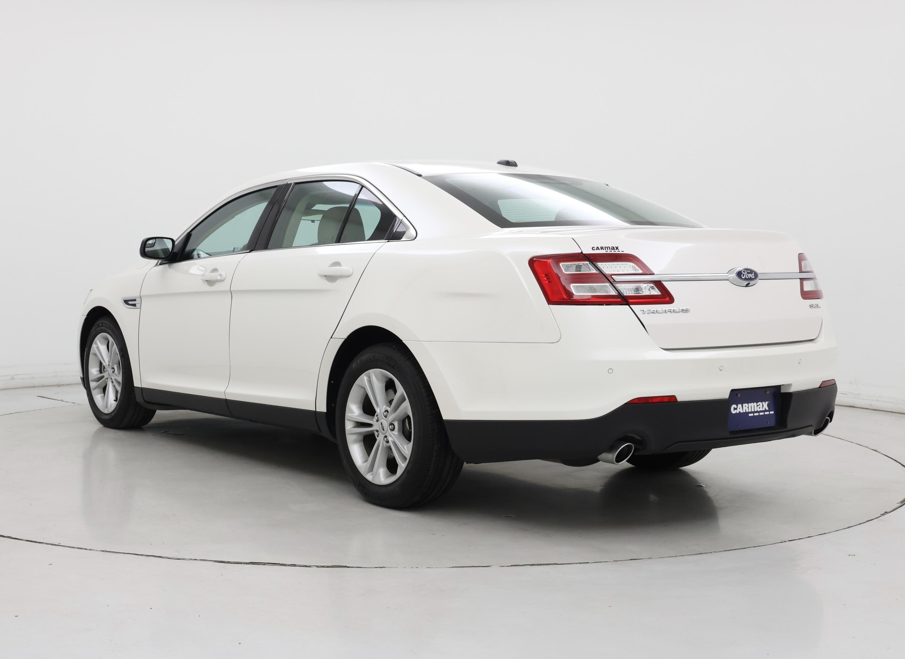 Thumbnail: 2019 Ford Taurus - 2