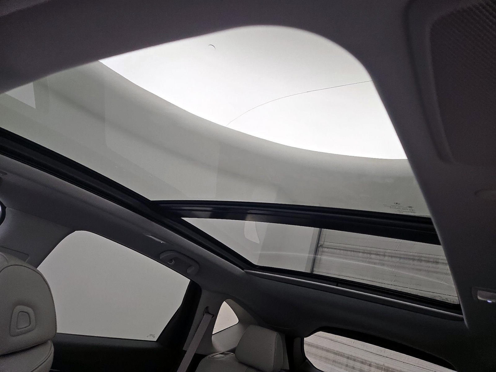 Panoramic Sunroof