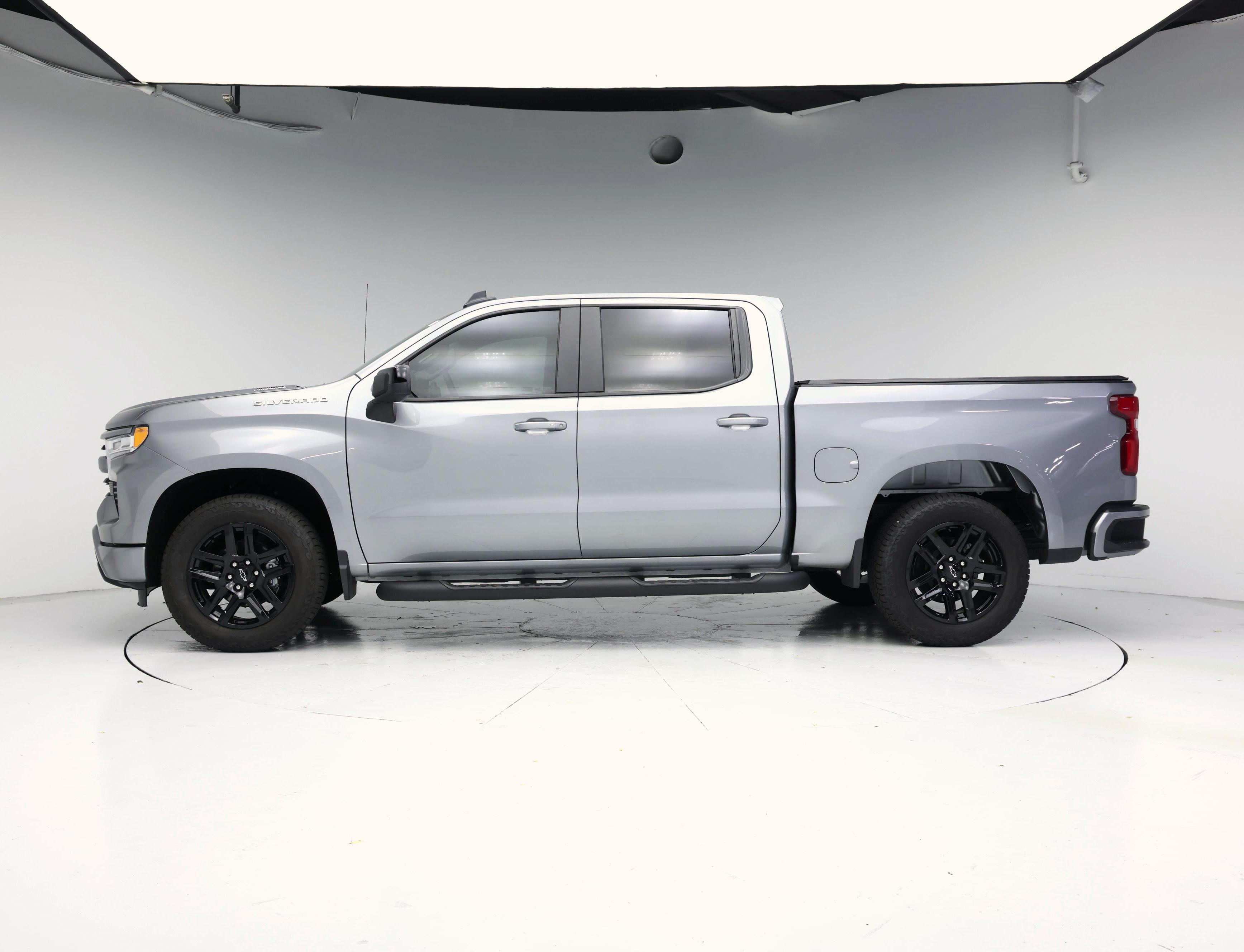 Thumbnail: 2026 Chevrolet Silverado 1500 - 3
