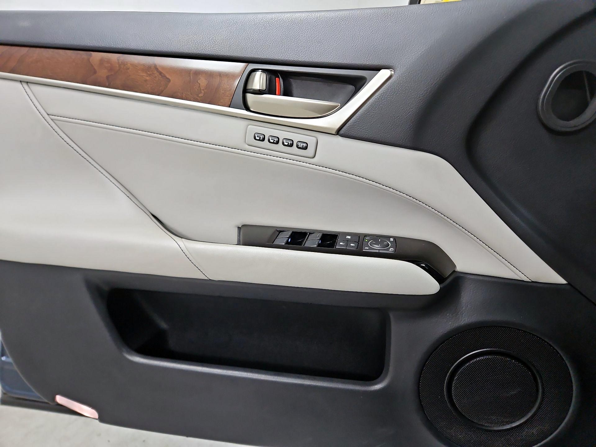 Thumbnail: 2014 Lexus GS - 12