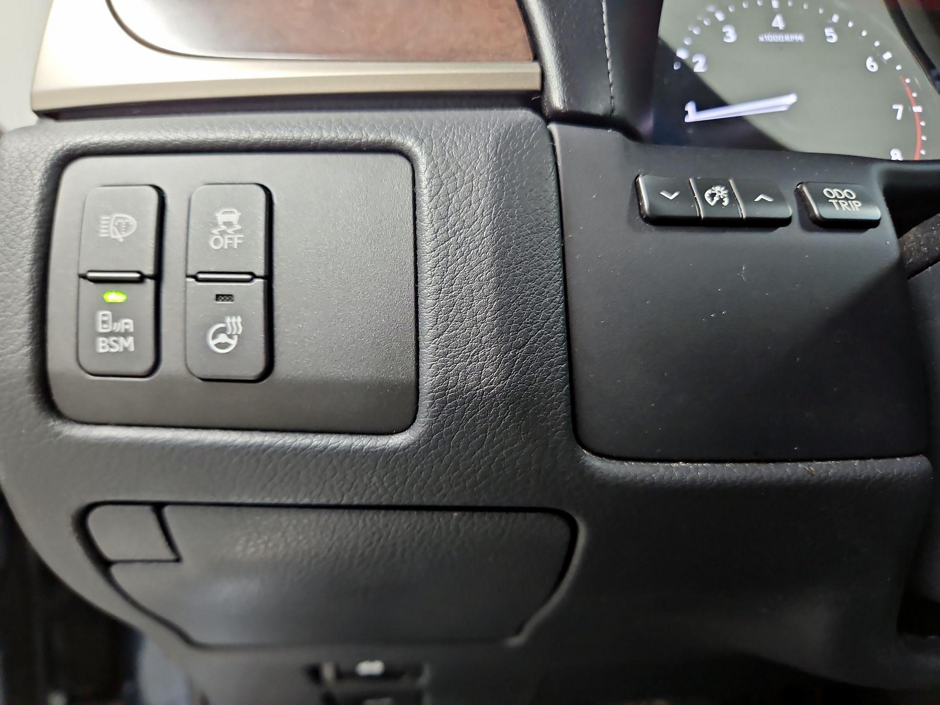 Thumbnail: 2014 Lexus GS - 13