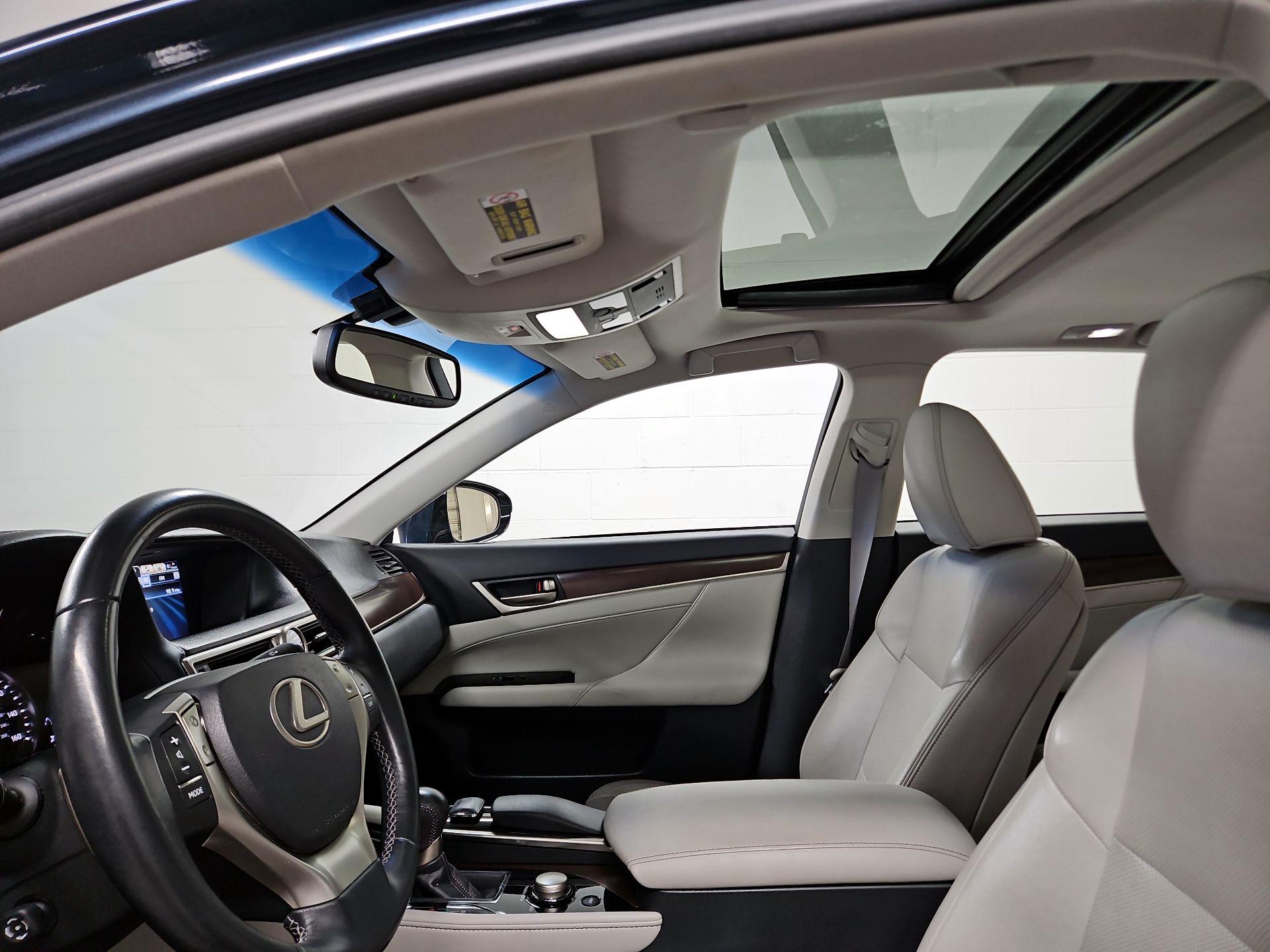 Thumbnail: 2014 Lexus GS - 20
