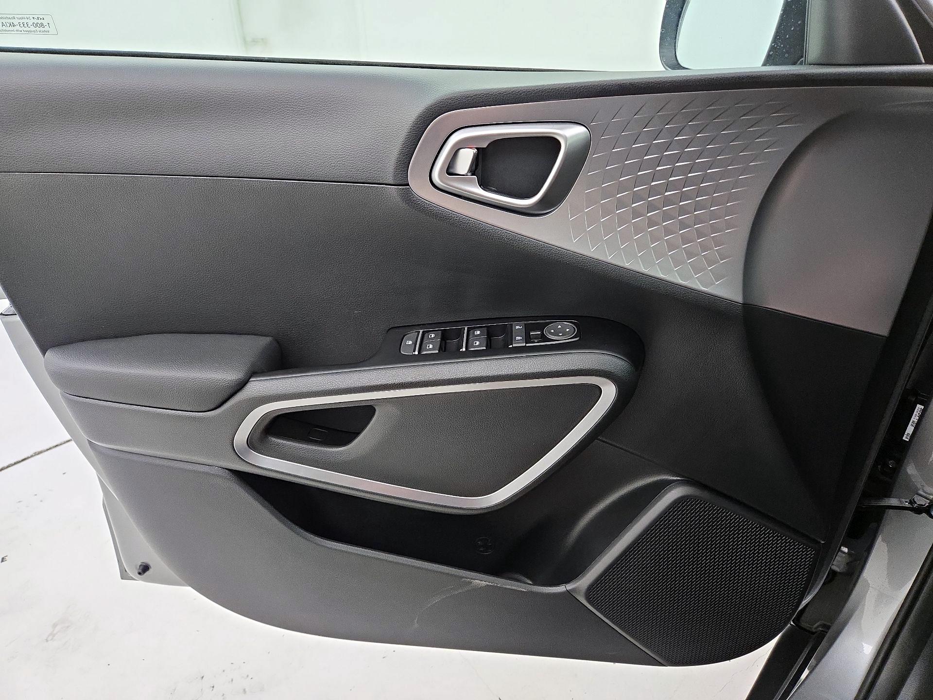 Thumbnail: 2025 Kia Soul - 12