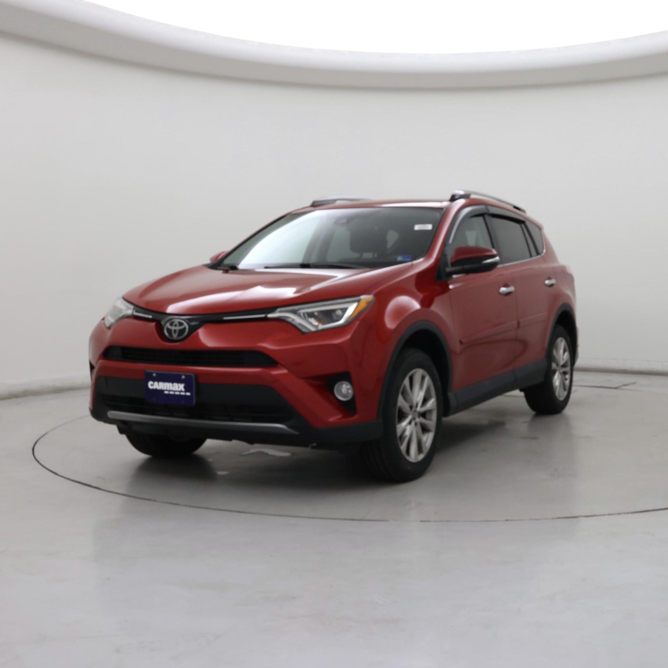 Thumbnail: 2017 Toyota RAV4 - 4