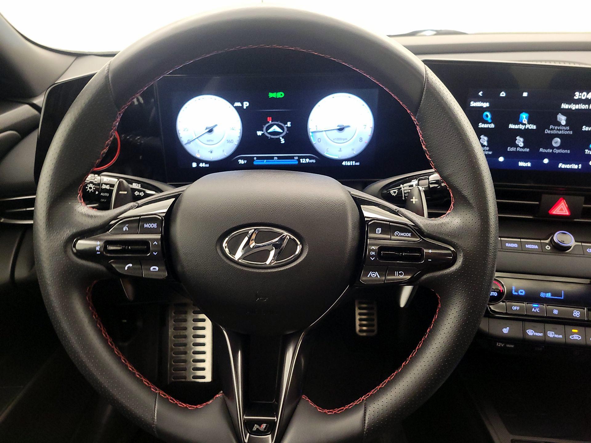 Thumbnail: 2023 Hyundai Elantra - 10