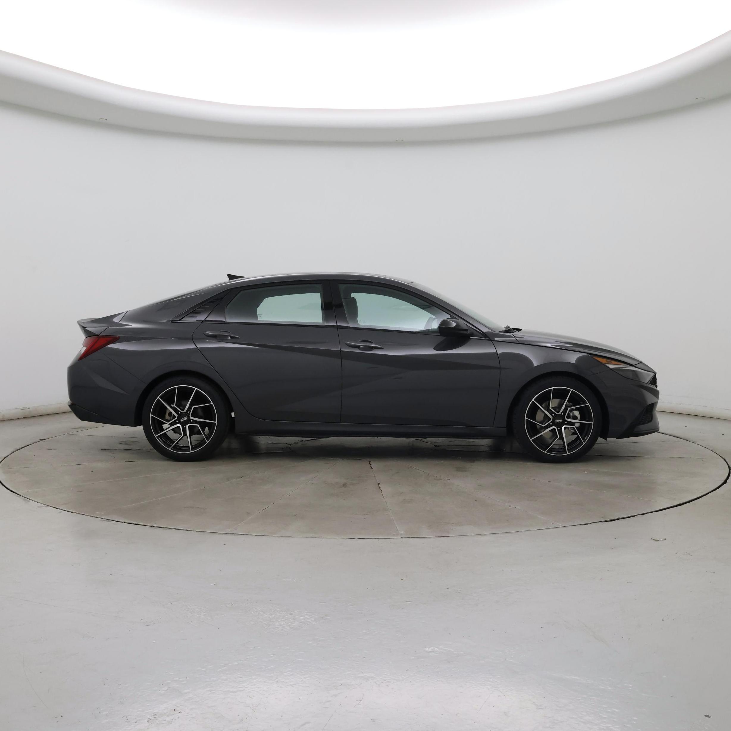 Thumbnail: 2023 Hyundai Elantra - 7