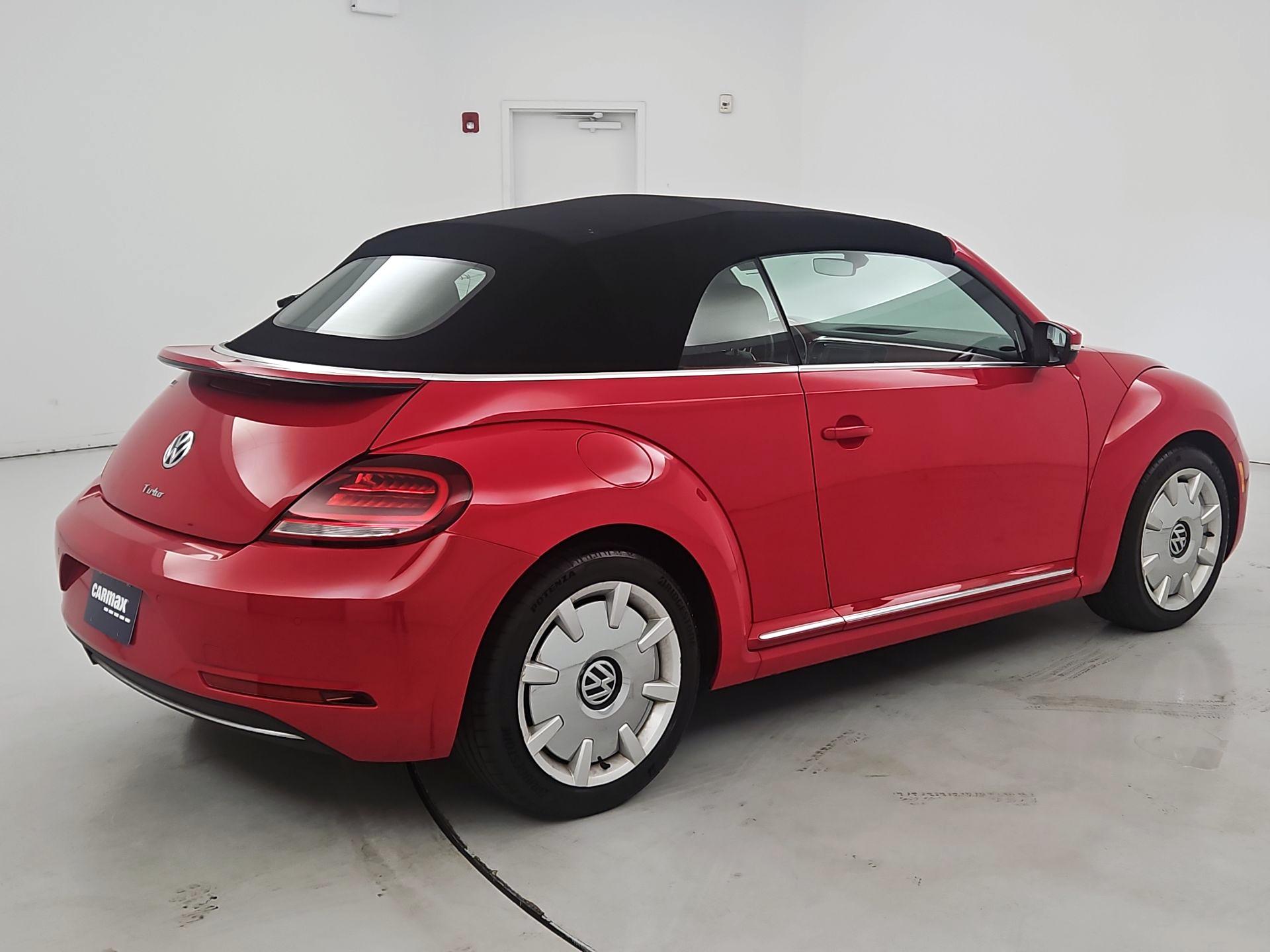 Thumbnail: 2018 Volkswagen Beetle - 5
