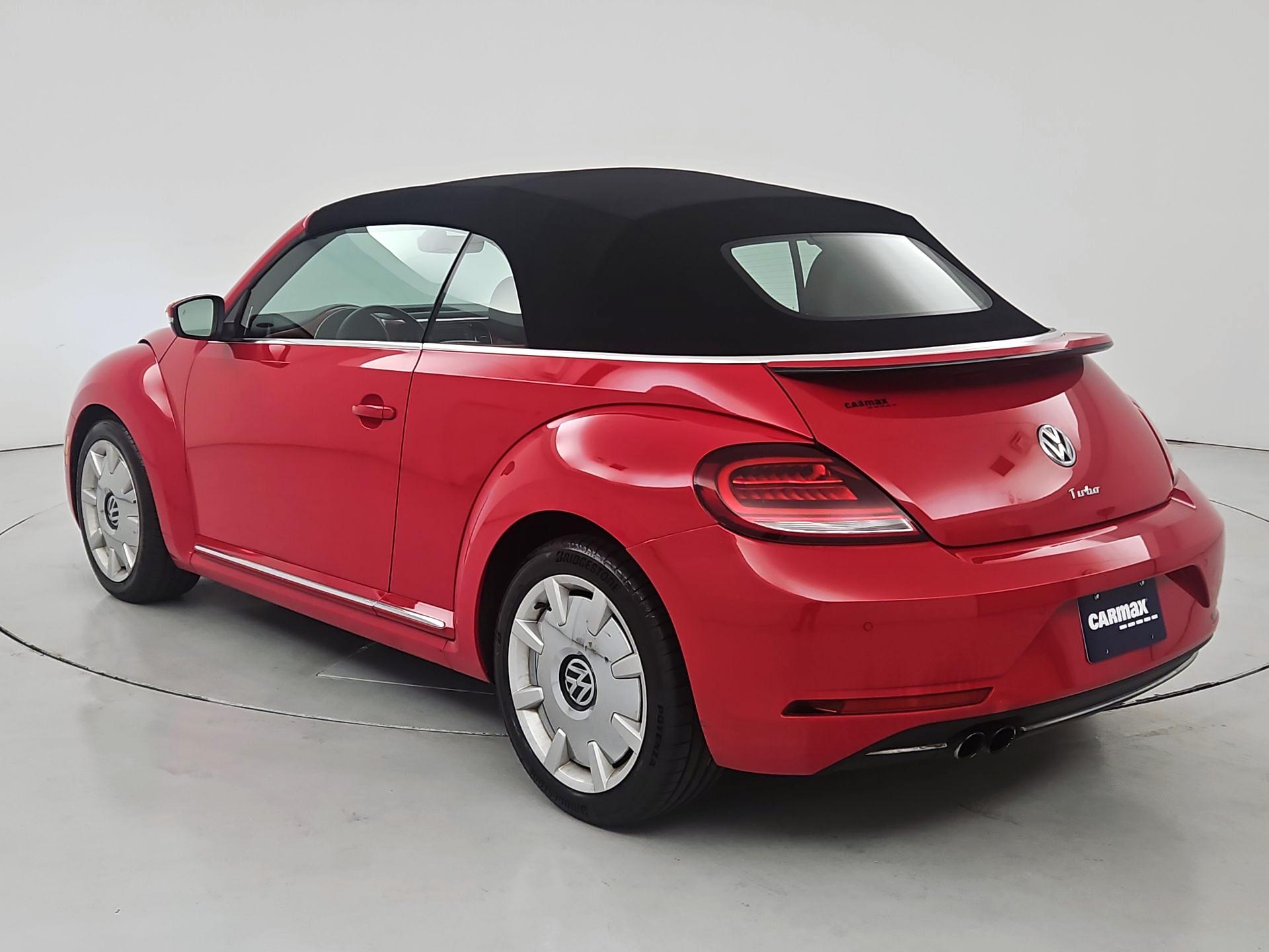 Thumbnail: 2018 Volkswagen Beetle - 7
