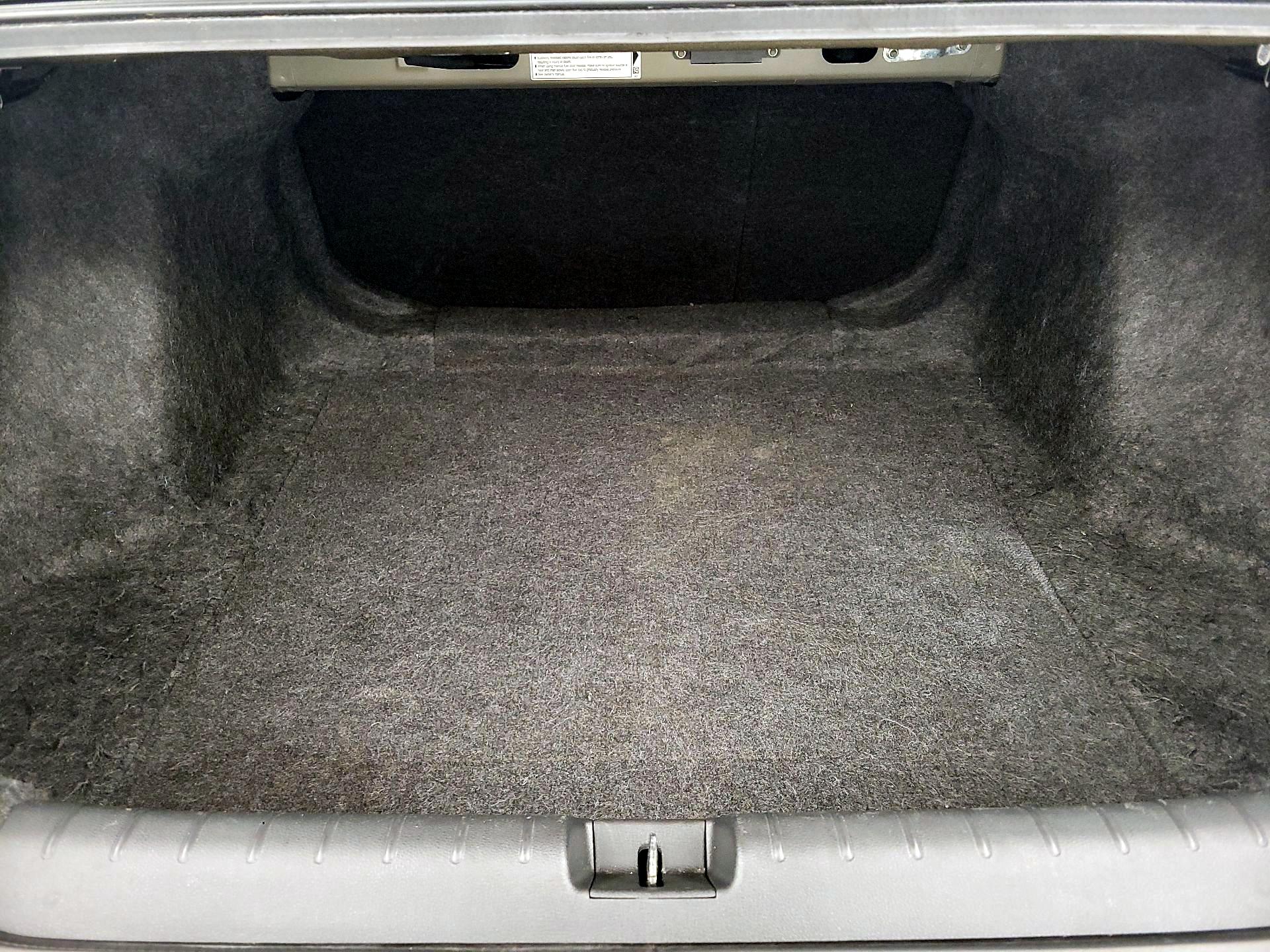 Thumbnail: 2019 Honda Insight - 20