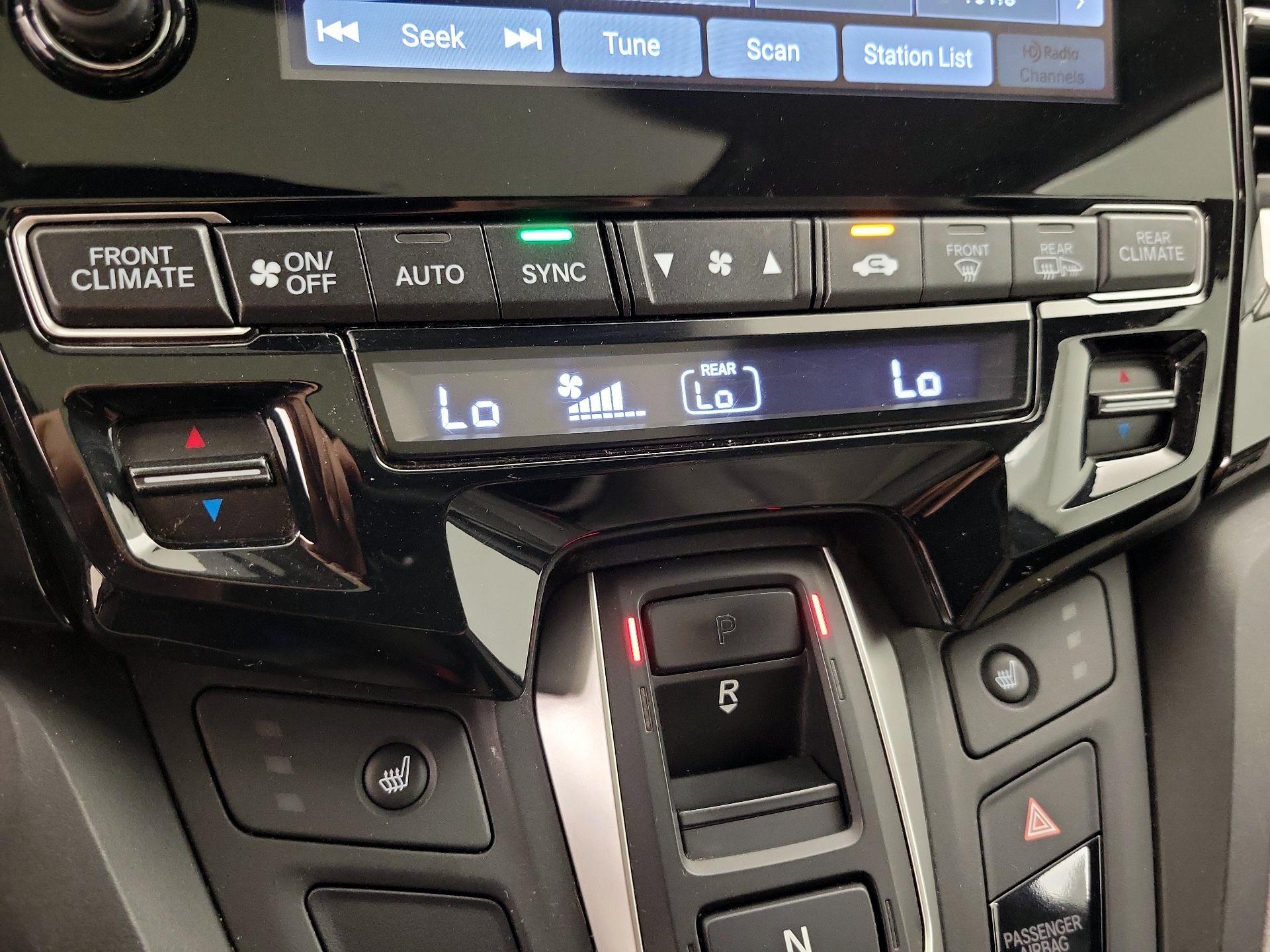 Thumbnail: 2019 Honda Odyssey - 16