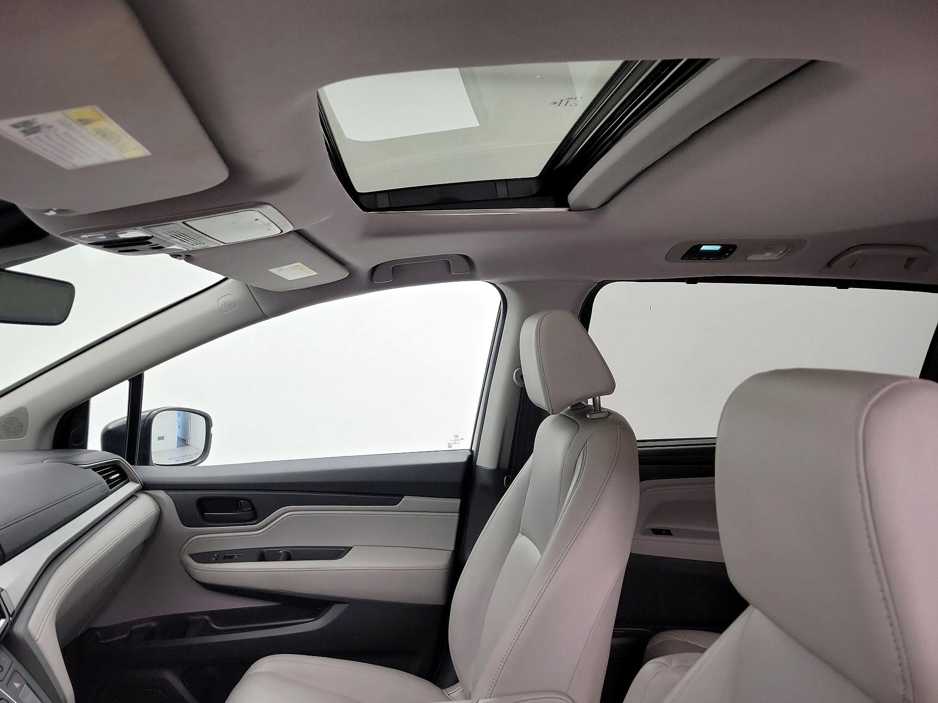 Thumbnail: 2019 Honda Odyssey - 19