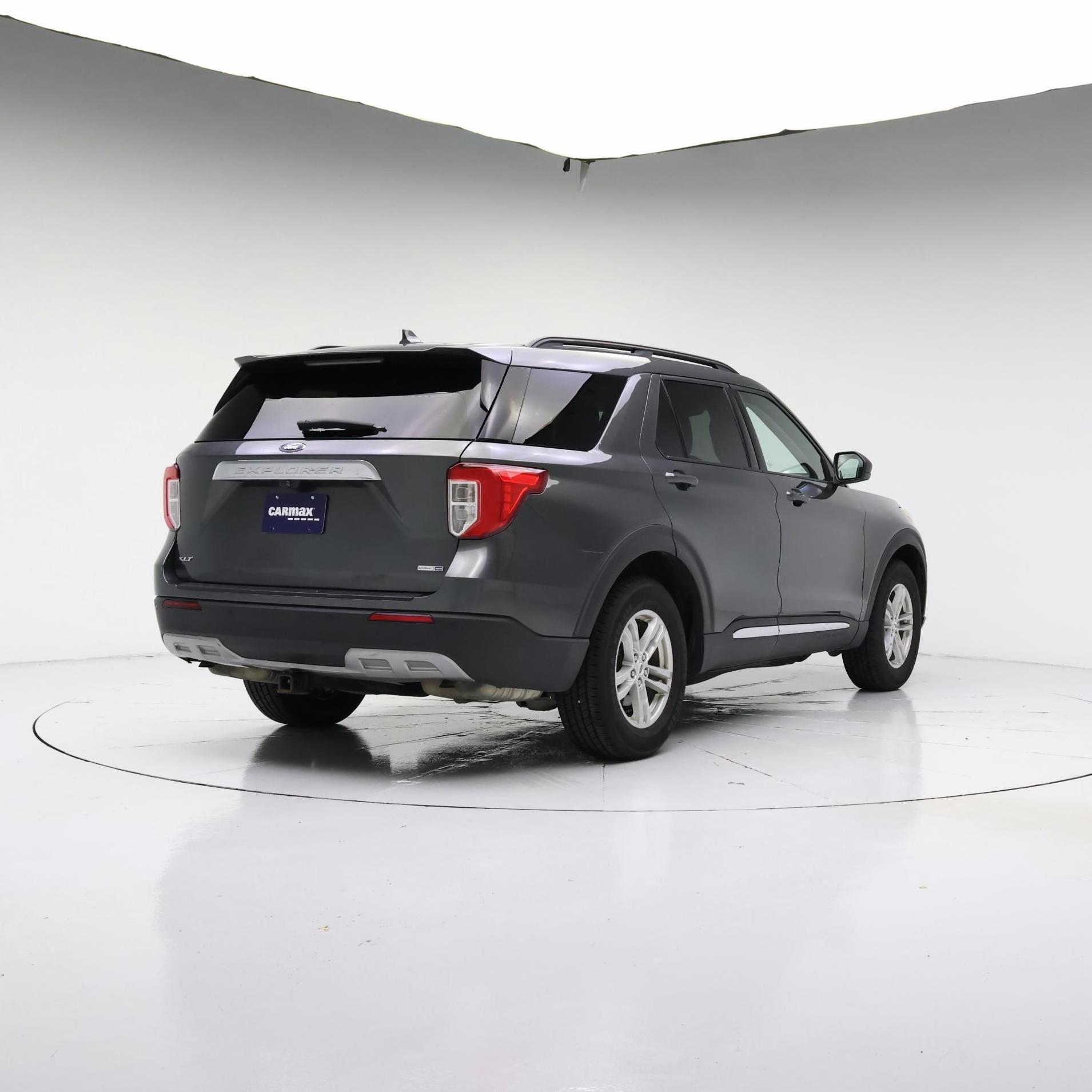 Thumbnail: 2020 Ford Explorer - 8