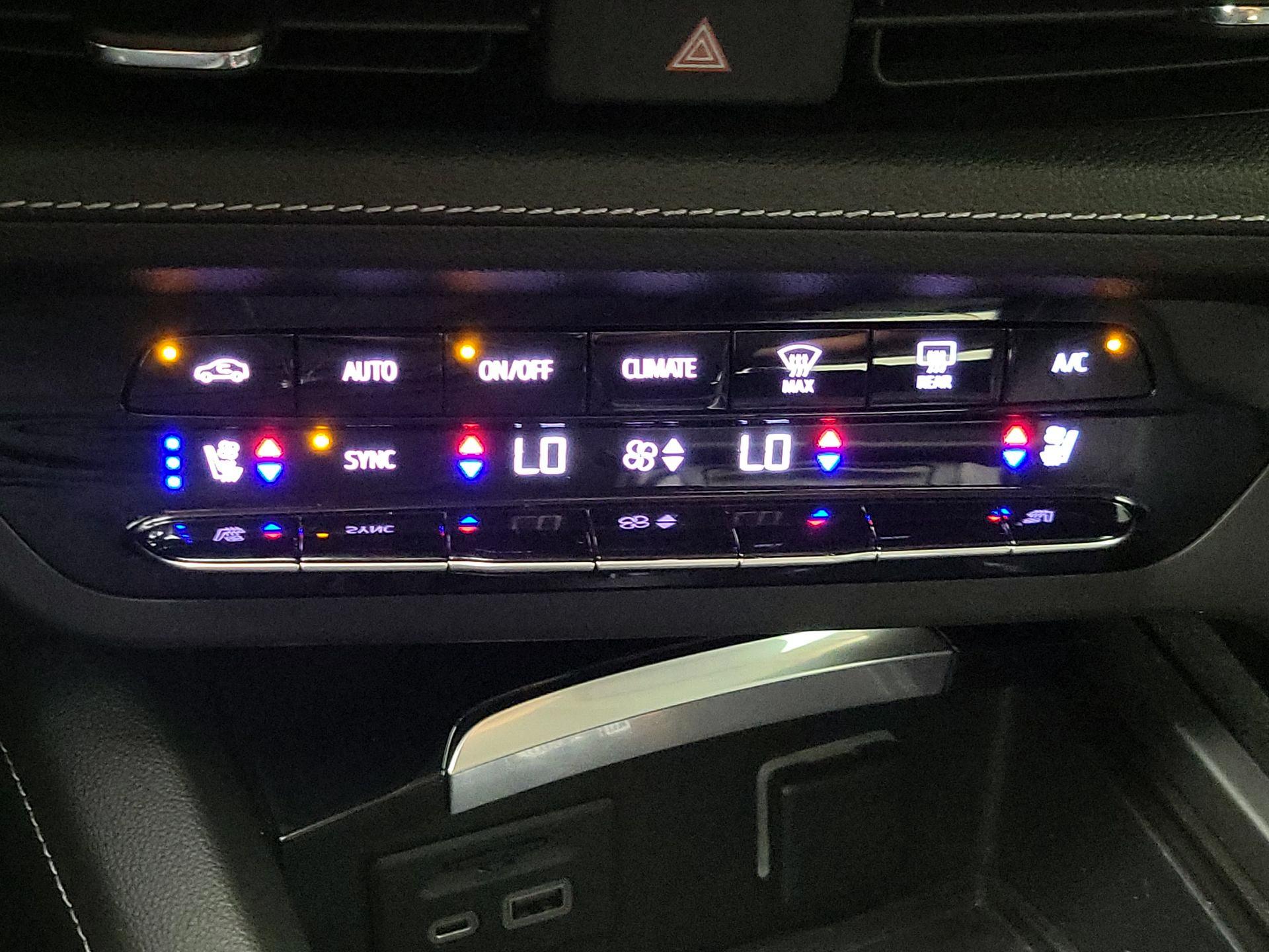 Thumbnail: 2021 Buick Envision - 17