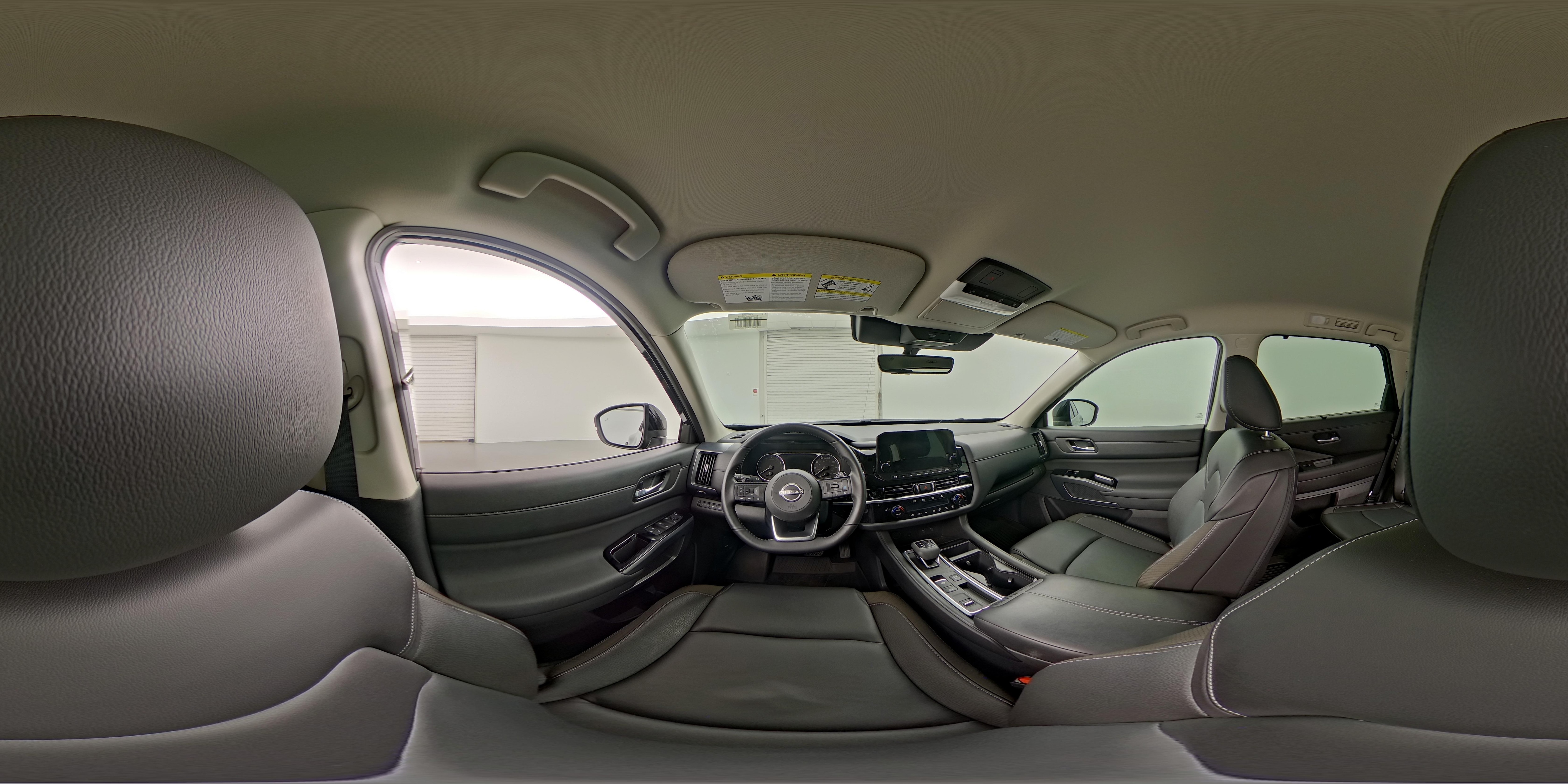 2025 Nissan Pathfinder SL - Photo 28