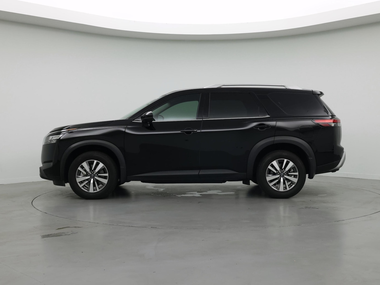 2025 Nissan Pathfinder SL - Photo 4