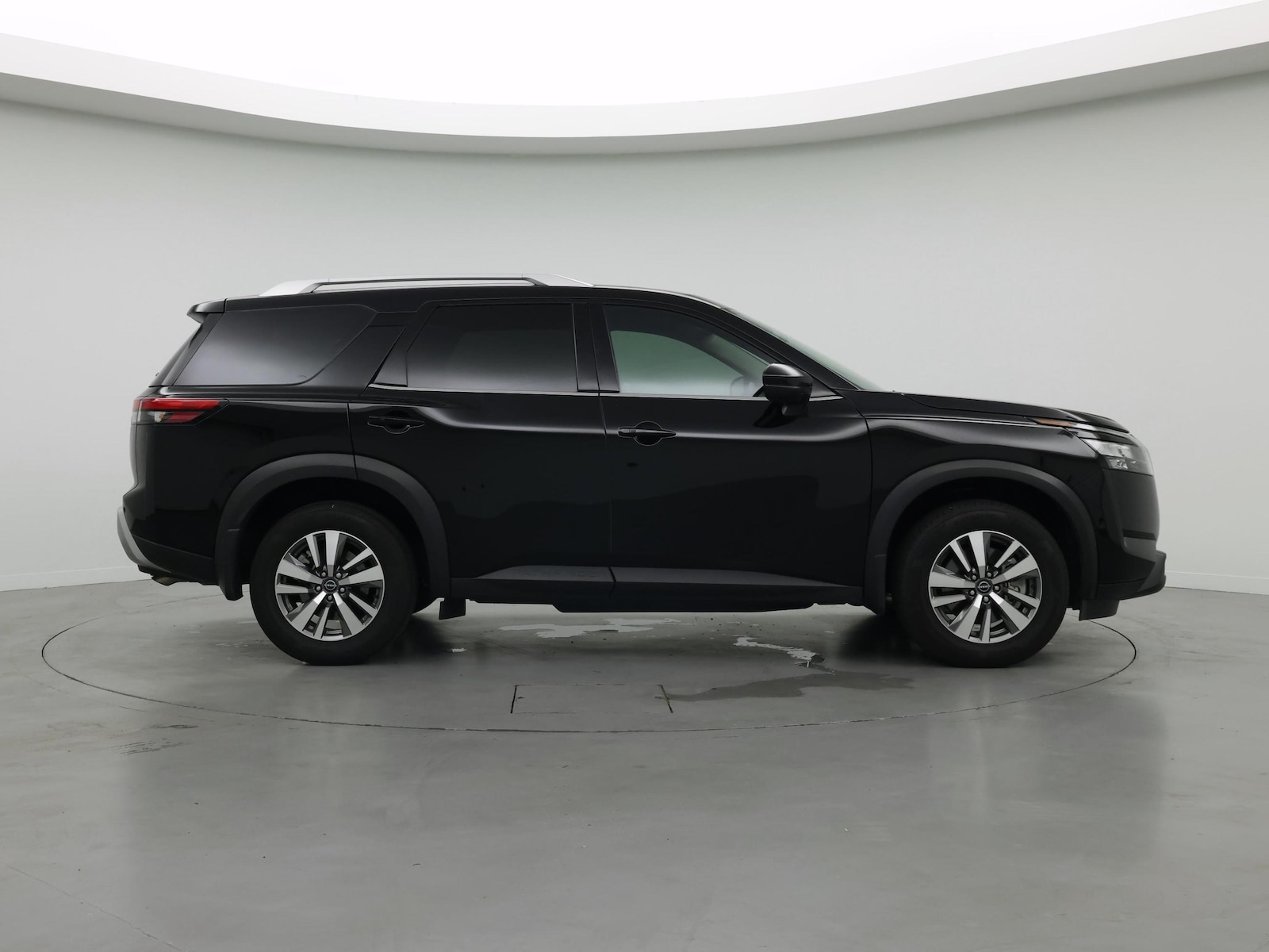 2025 Nissan Pathfinder SL - Photo 8