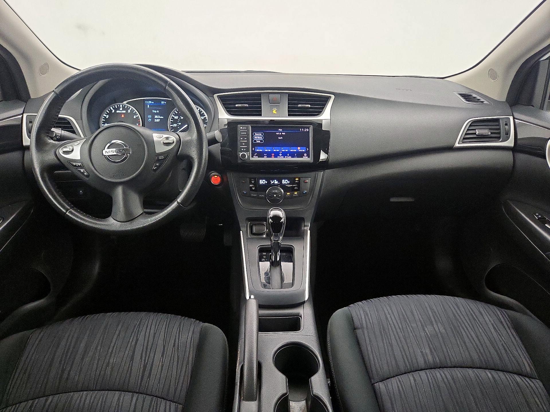 Thumbnail: 2019 Nissan Sentra - 9