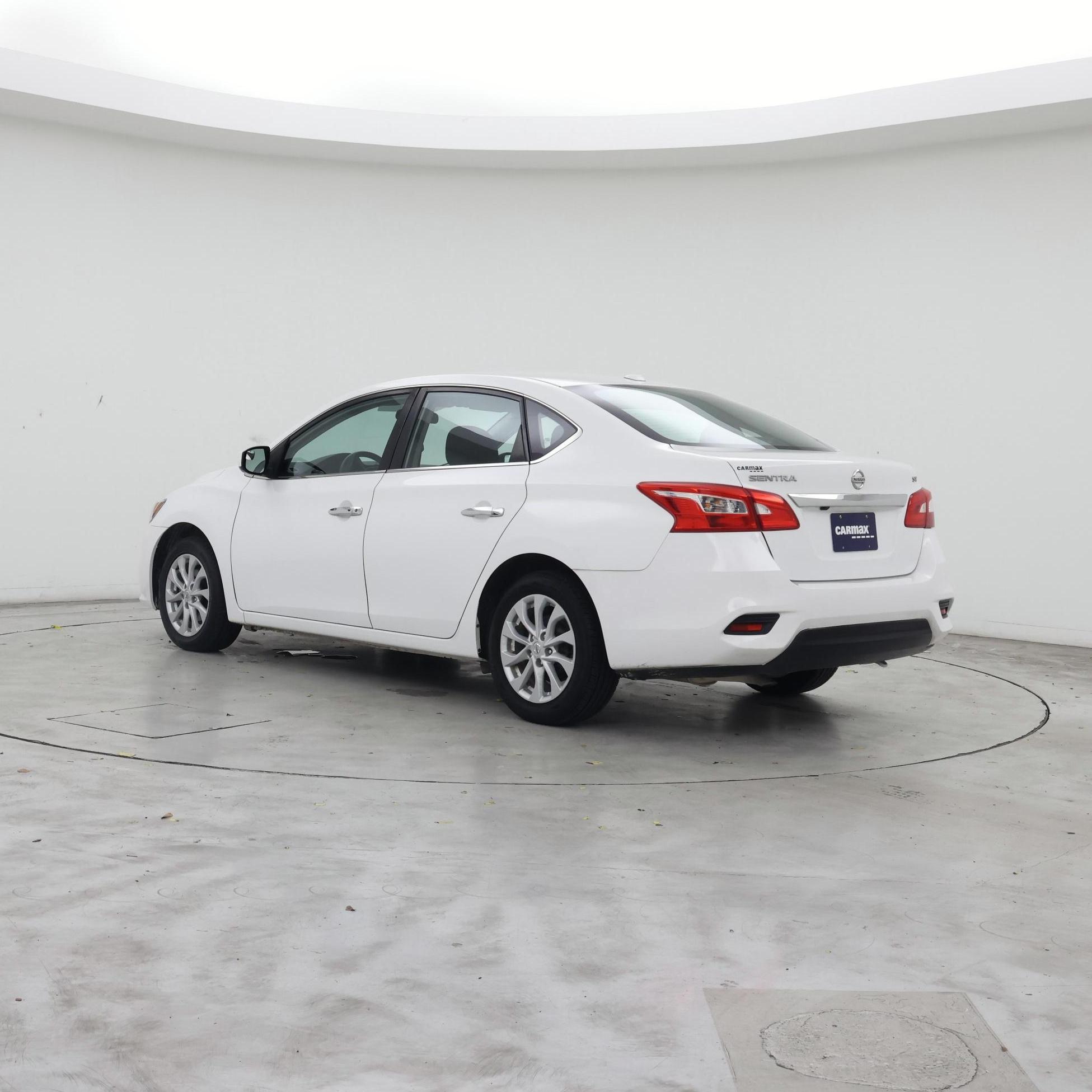 Thumbnail: 2019 Nissan Sentra - 2