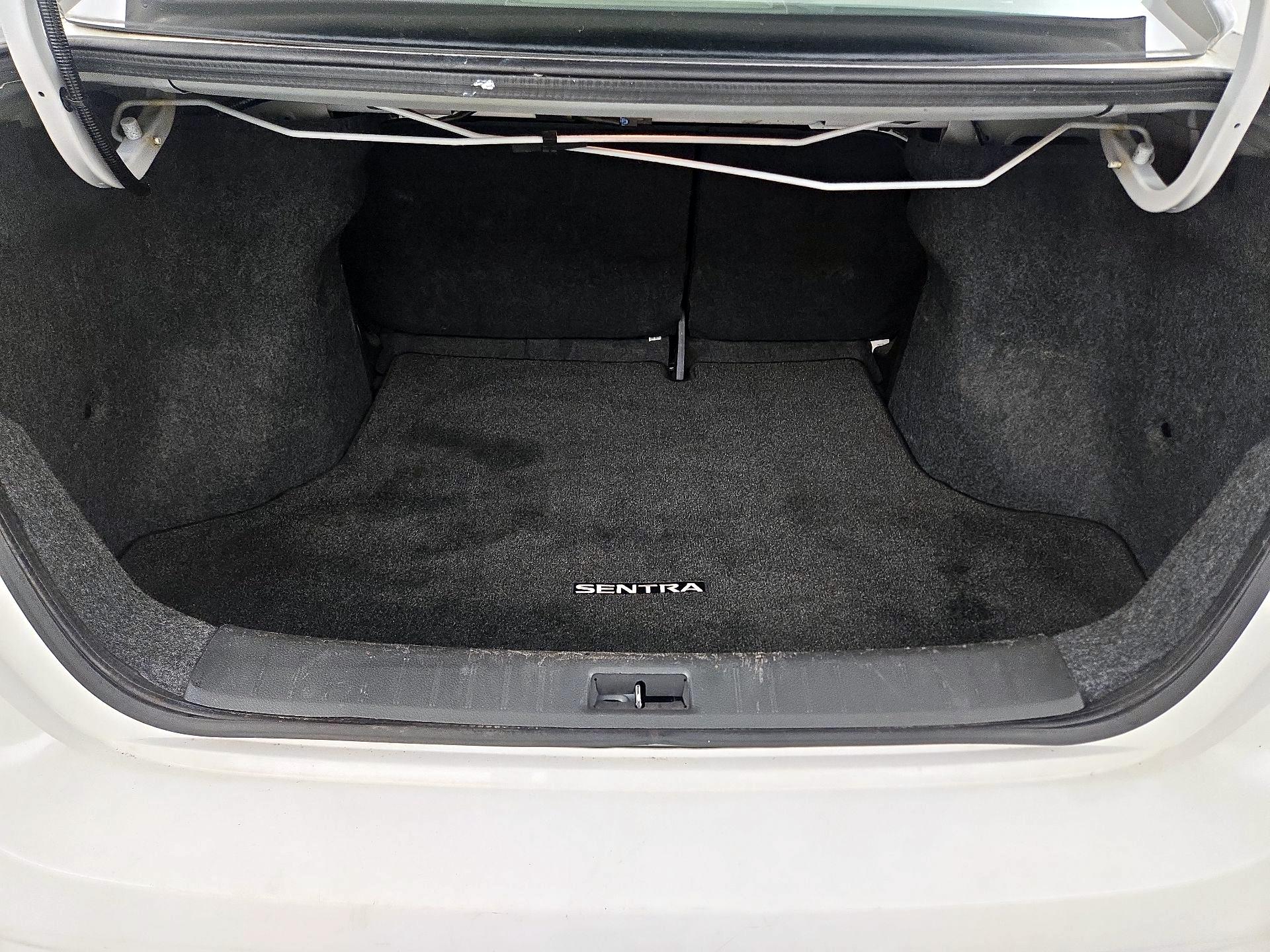 Thumbnail: 2019 Nissan Sentra - 20