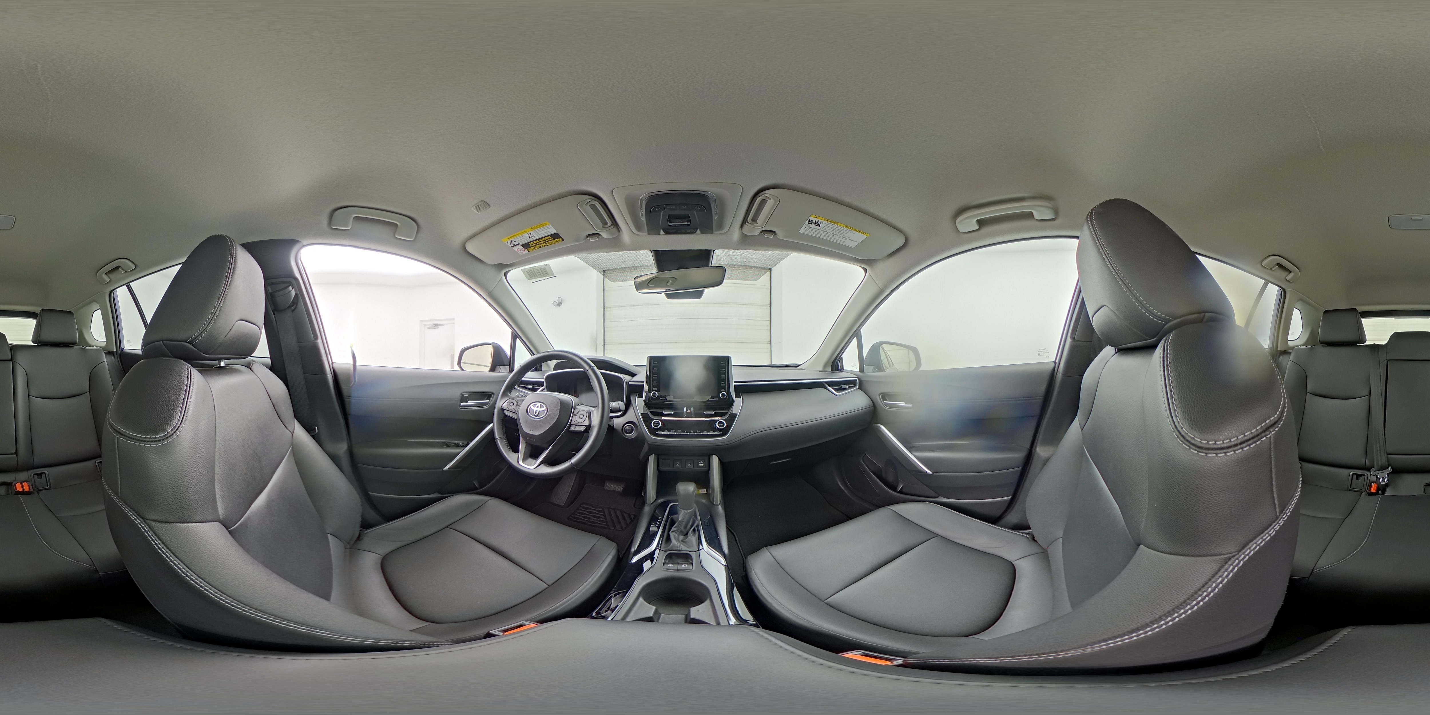 2022 Toyota Corolla Cross XLE - Photo 25