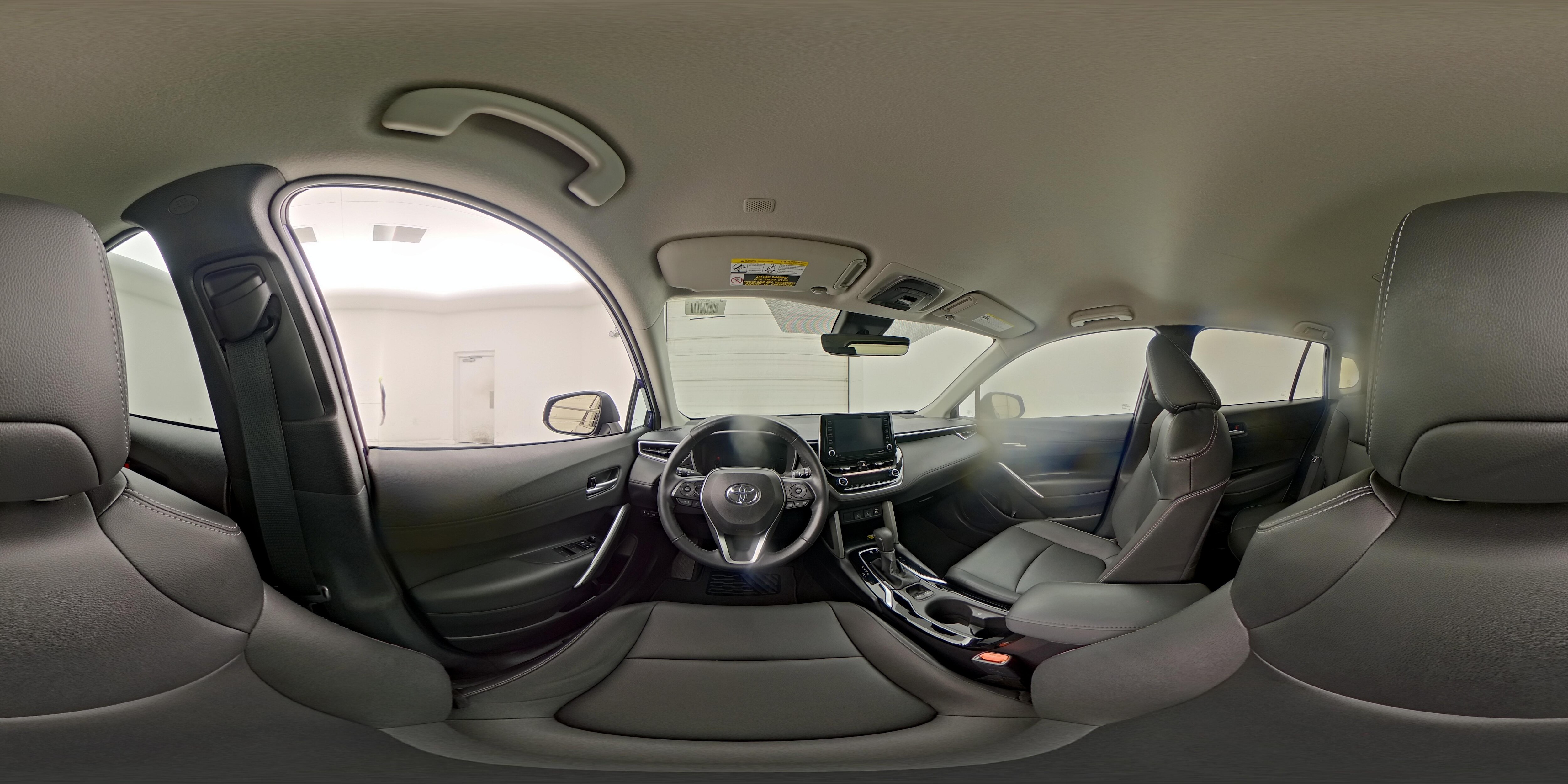 2022 Toyota Corolla Cross XLE - Photo 27