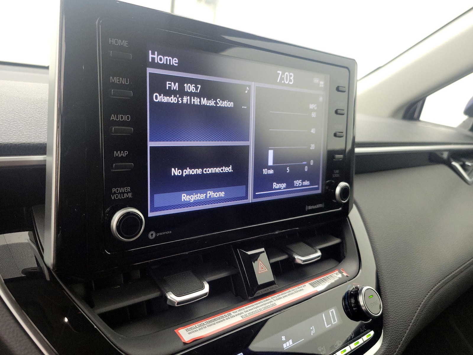 2022 Toyota Corolla Cross XLE - Photo 16