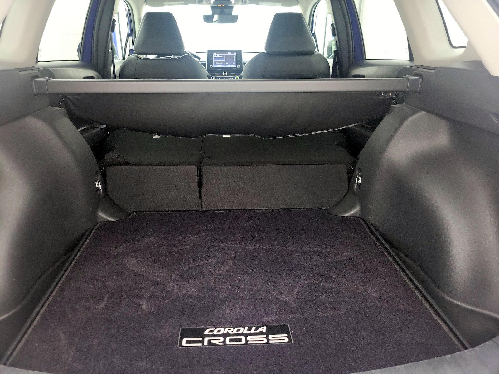 2022 Toyota Corolla Cross XLE - Photo 22