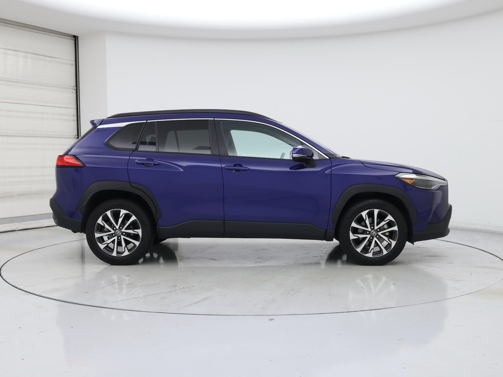 2022 Toyota Corolla Cross XLE - Photo 8