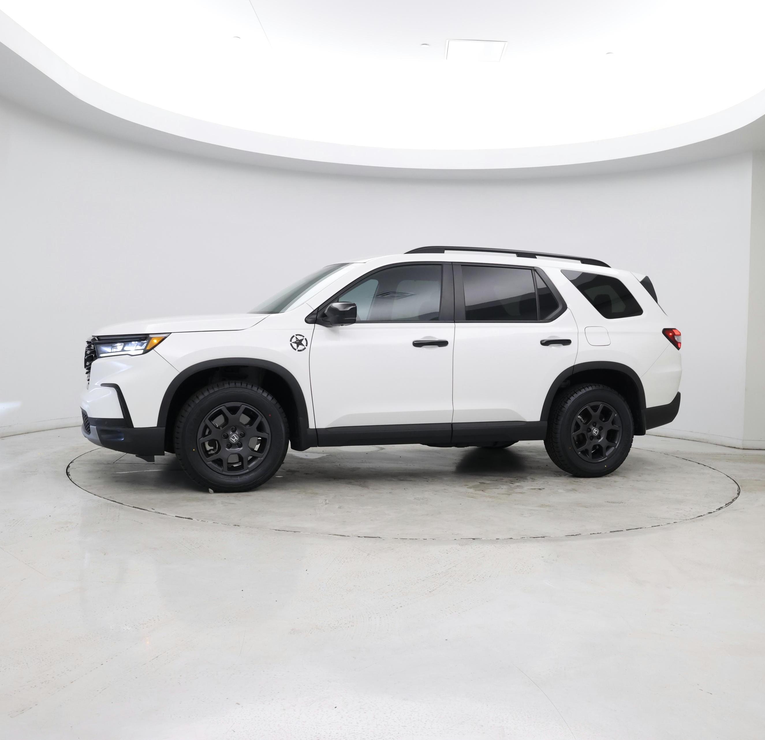 Thumbnail: 2025 Honda Pilot - 4