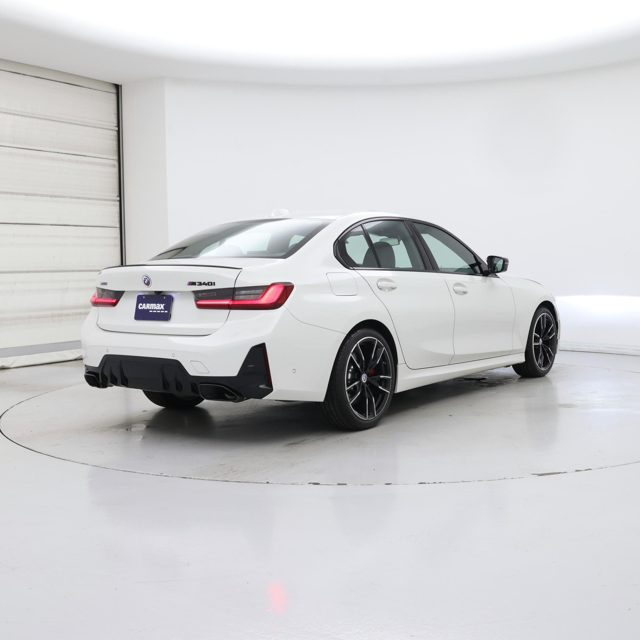 Thumbnail: 2023 BMW 3 Series - 8