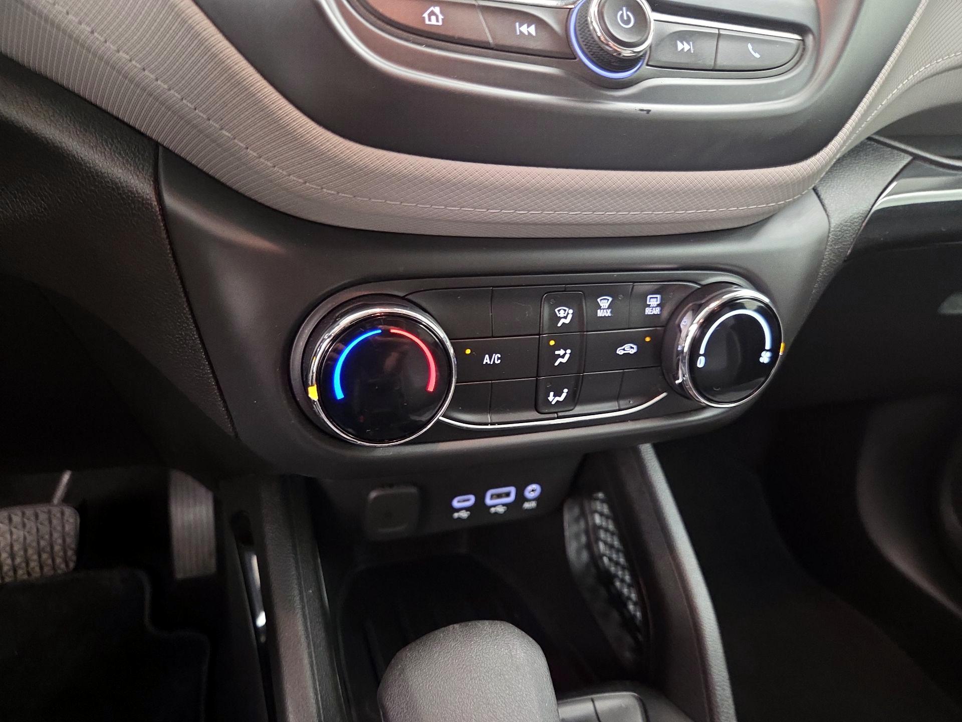 Thumbnail: 2021 Chevrolet TrailBlazer - 16