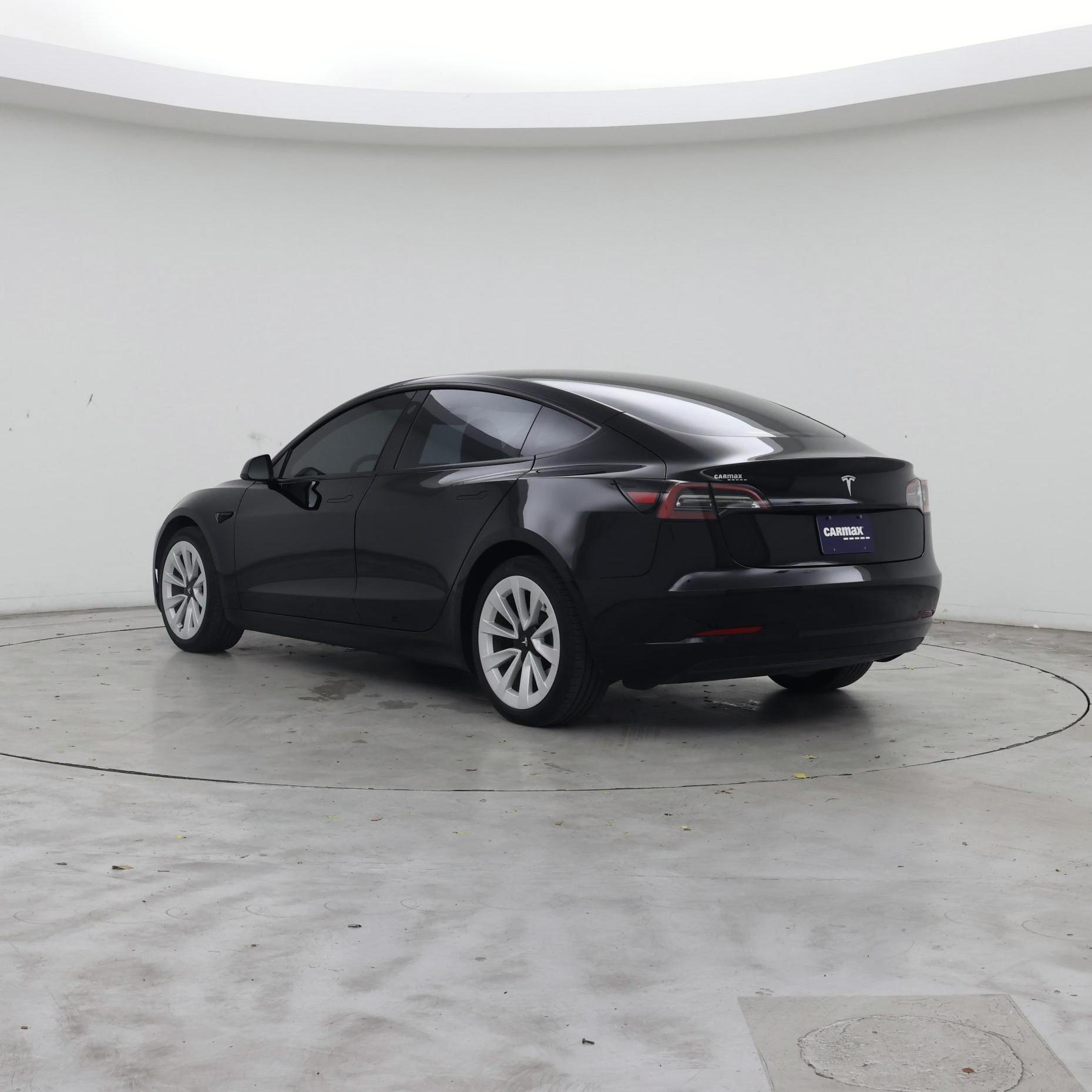 Thumbnail: 2023 Tesla Model 3 - 2