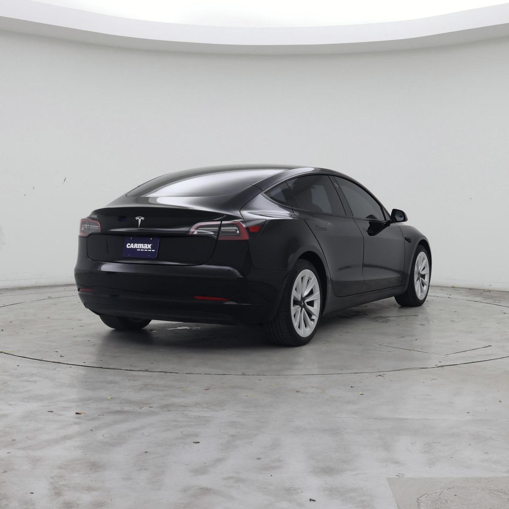 Thumbnail: 2023 Tesla Model 3 - 8