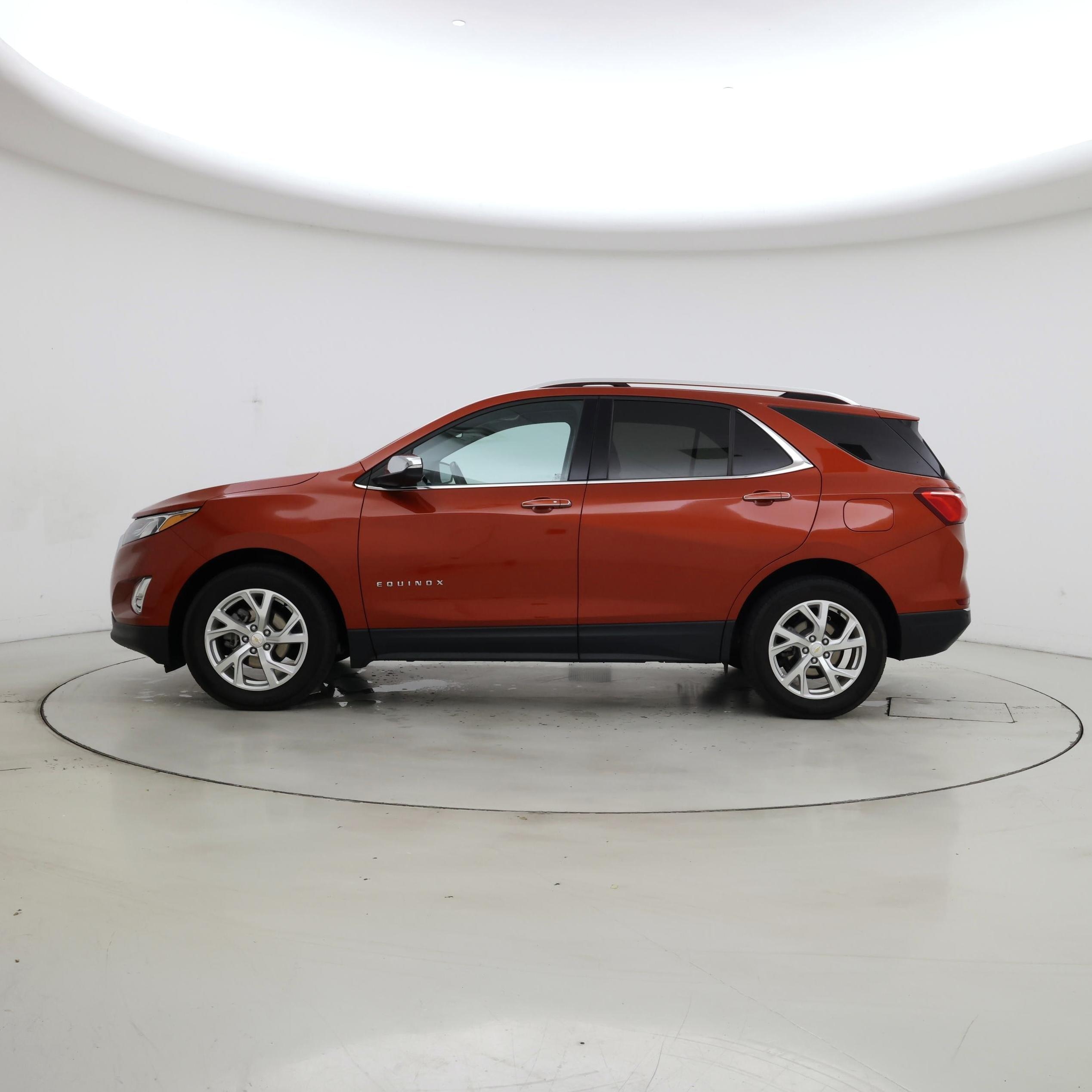 Thumbnail: 2020 Chevrolet Equinox - 3