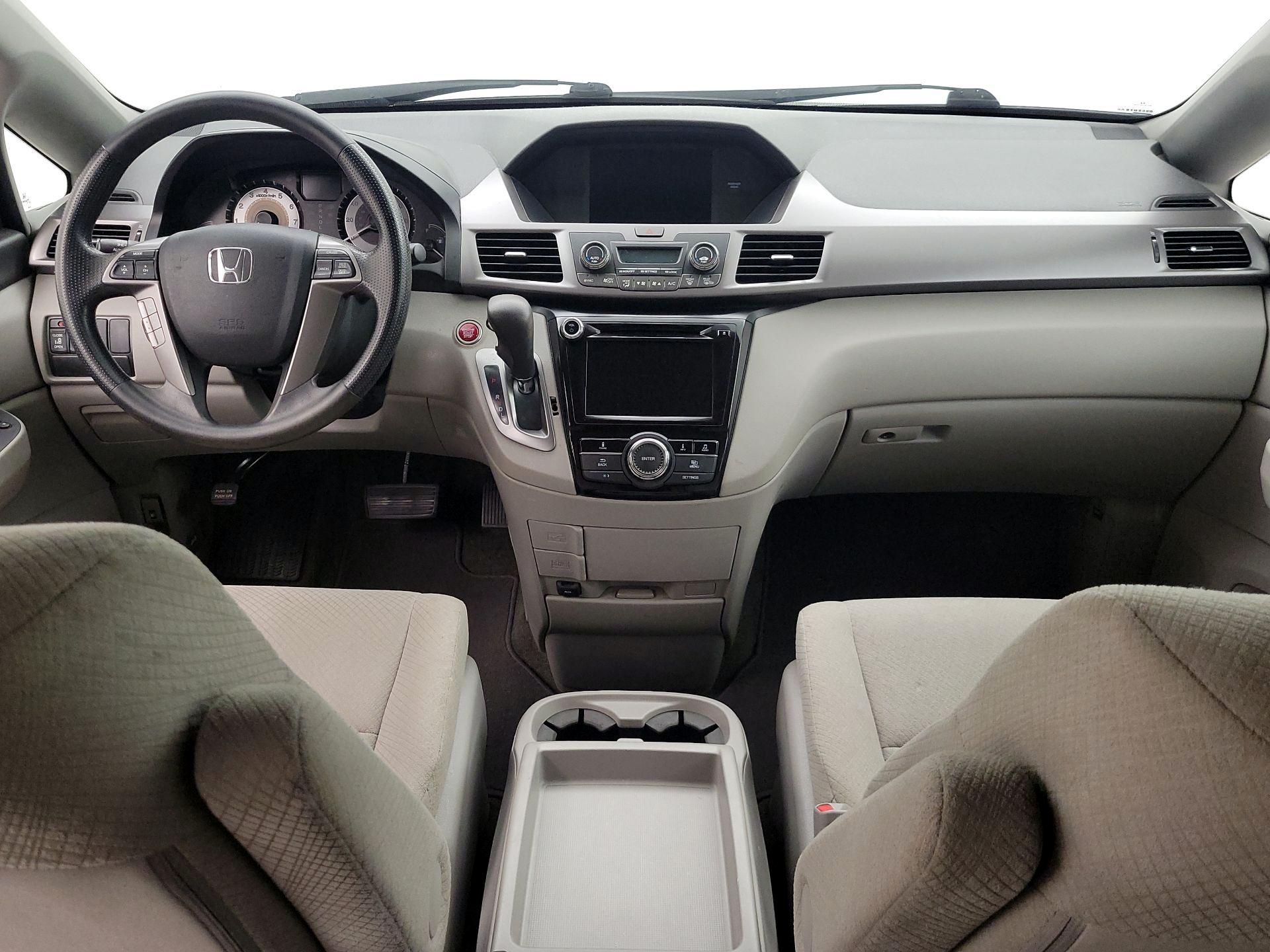 Thumbnail: 2016 Honda Odyssey - 9
