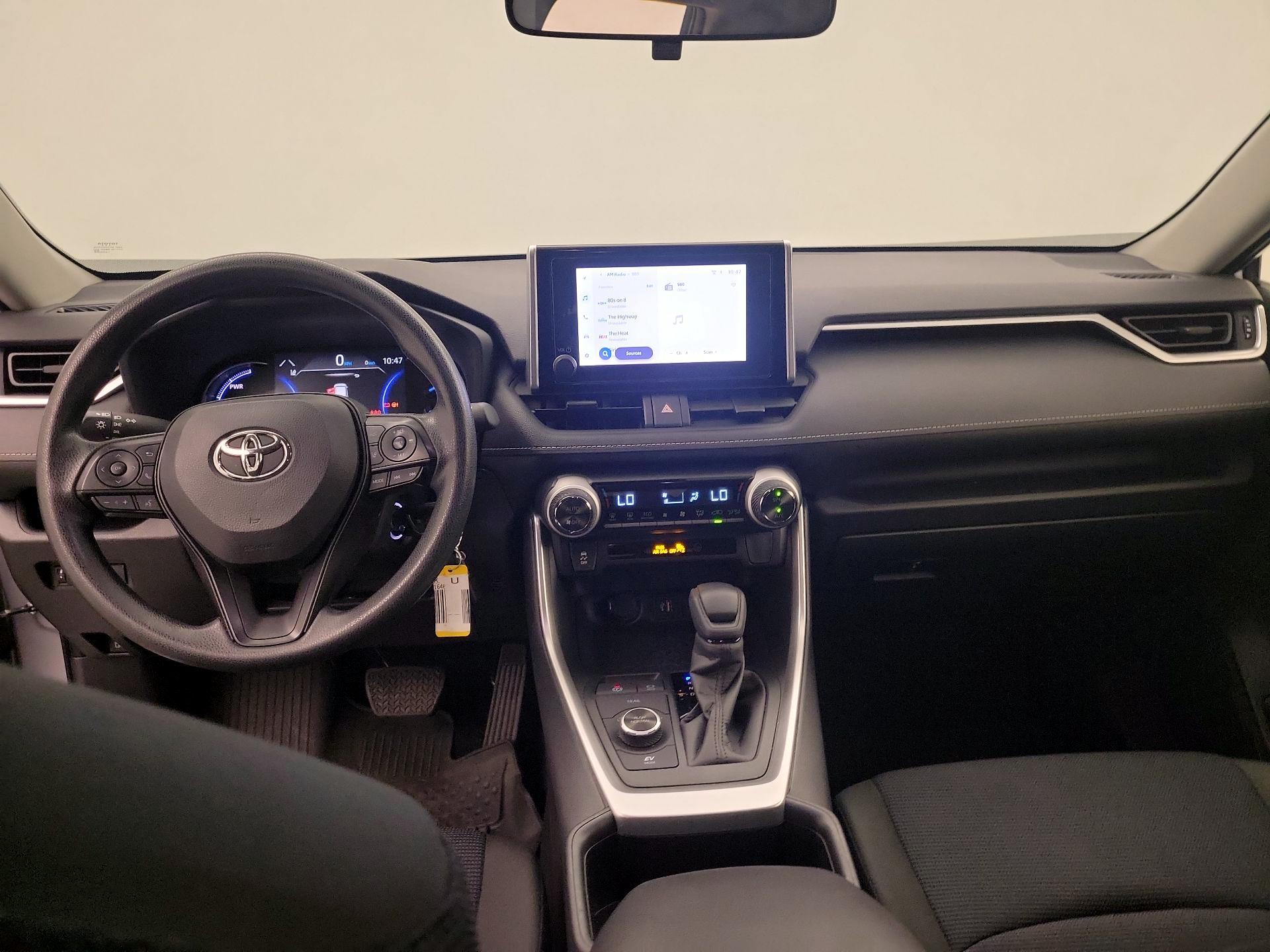 Thumbnail: 2025 Toyota RAV4 - 9